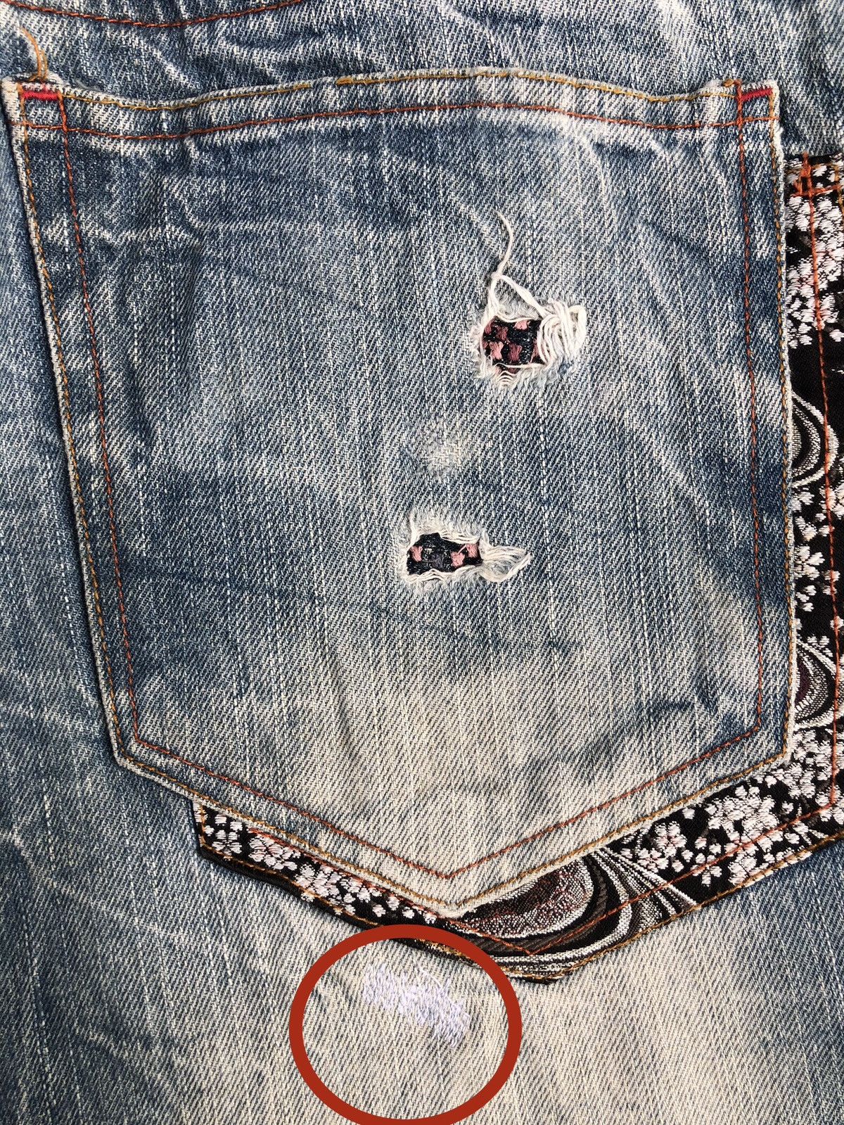 Japanese Brand Japanese Geisha Embroidered Jeans Distressed Jeans Size US 31 - 22 Thumbnail