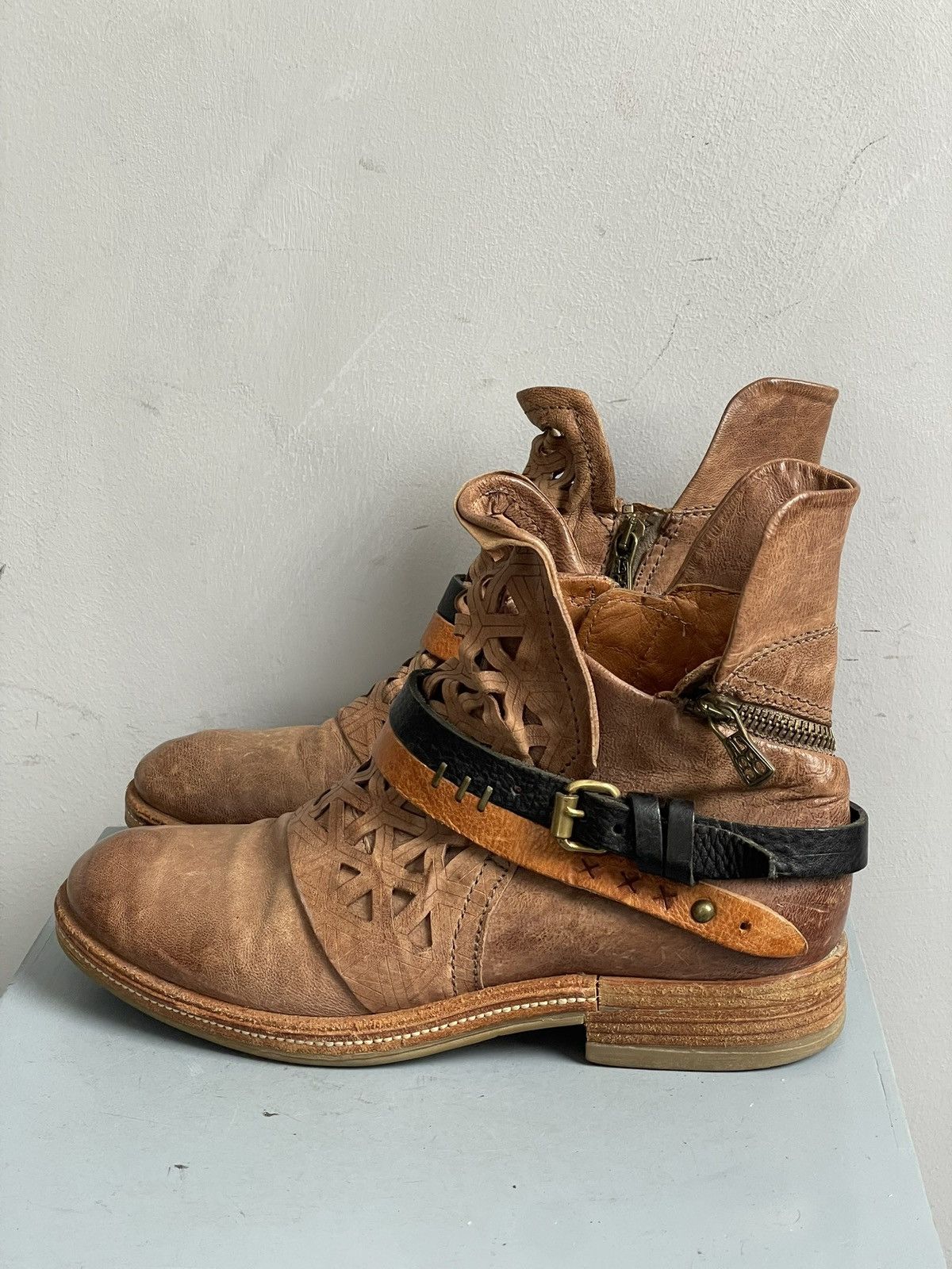 A.S.98 Rare tornado A.S. 98 GUIDI style boots zipper Size US 7 / EU 40 - 4 Thumbnail