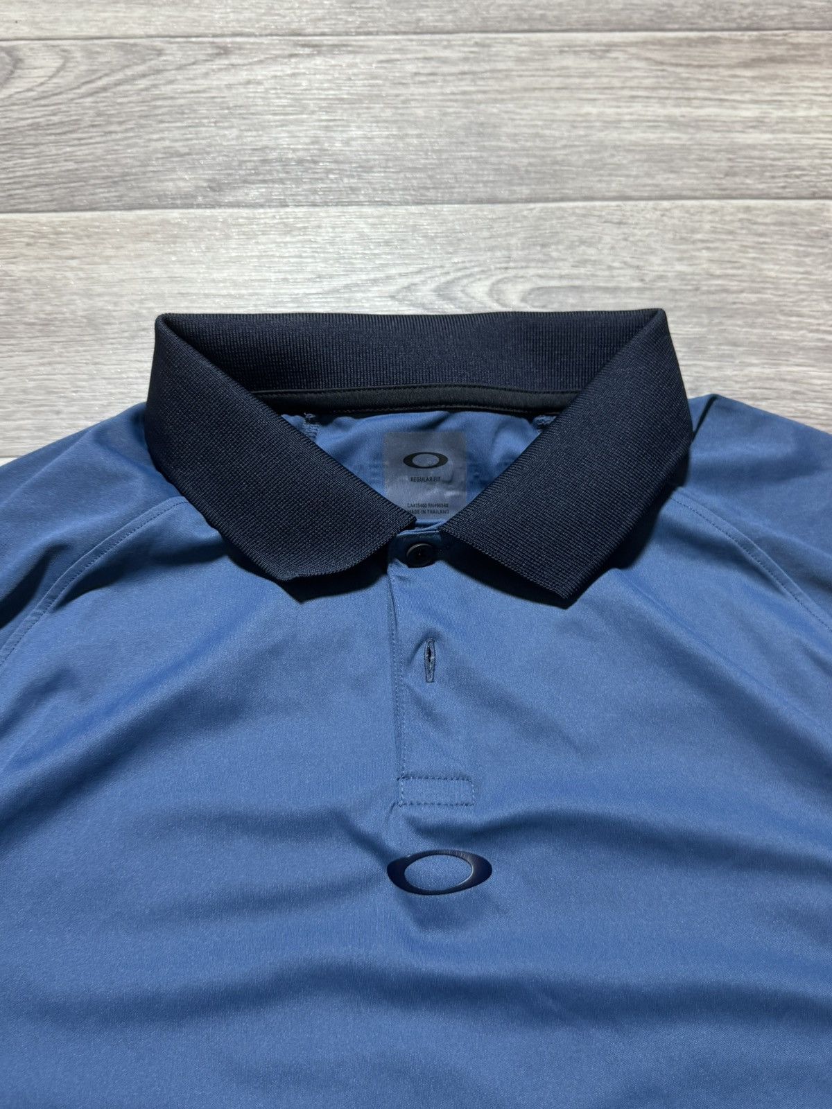 Oakley Oakley Polo Shirt Blue Striped Back Golf Casual Short Sleeve Size US L / EU 52-54 / 3 - 2 Thumbnail