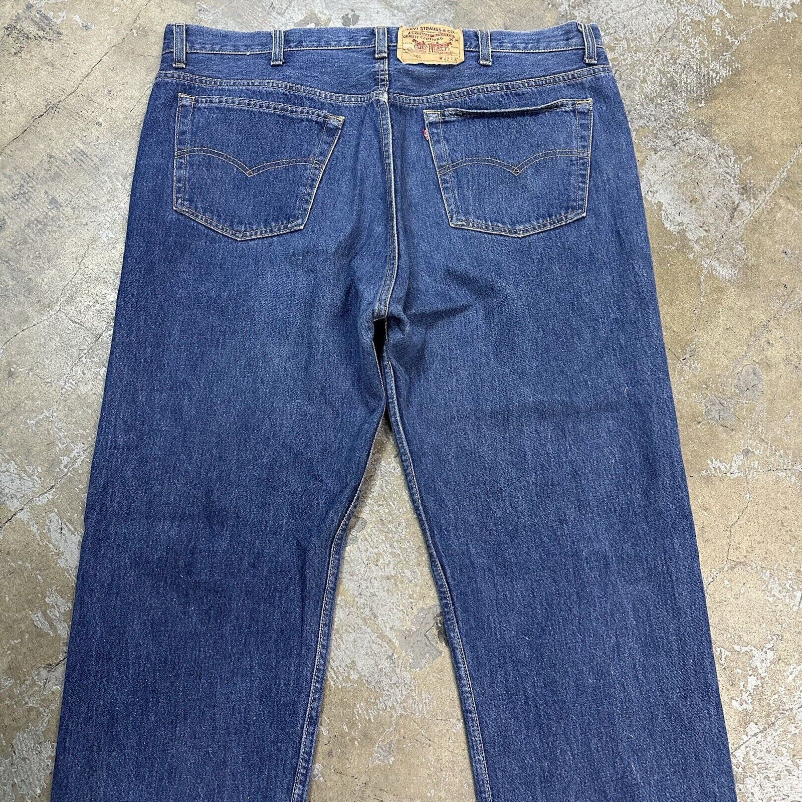 Levi's × Vintage Vintage Levi’s 501 Faded Dark Wash Denim Jeans 42x32 Size US 42 / EU 58 - 5 Thumbnail