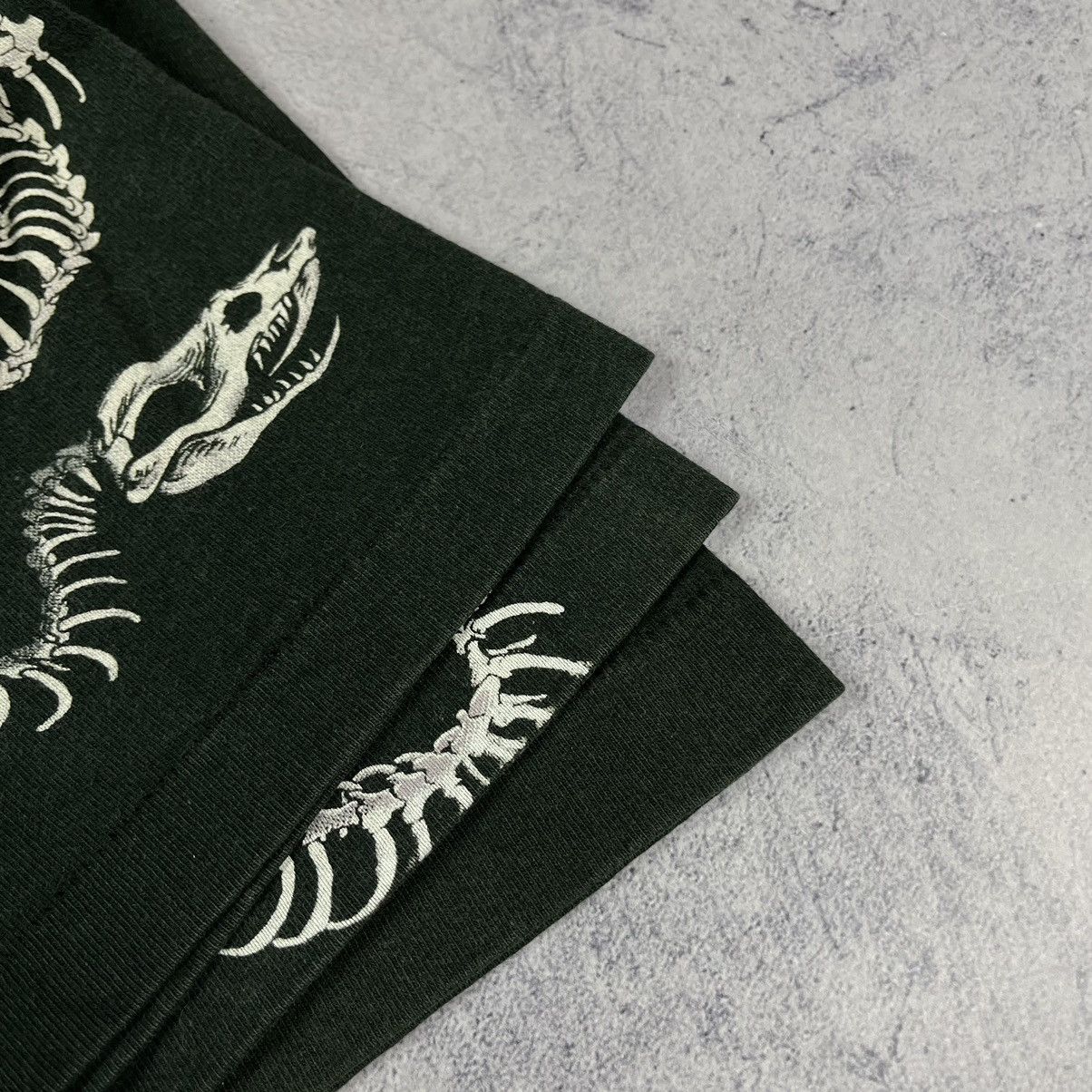 Liquid Blue × Vintage Vintage Liquid Blue Medusa rare AOP tee 1993 Size US L / EU 52-54 / 3 - 16 Thumbnail