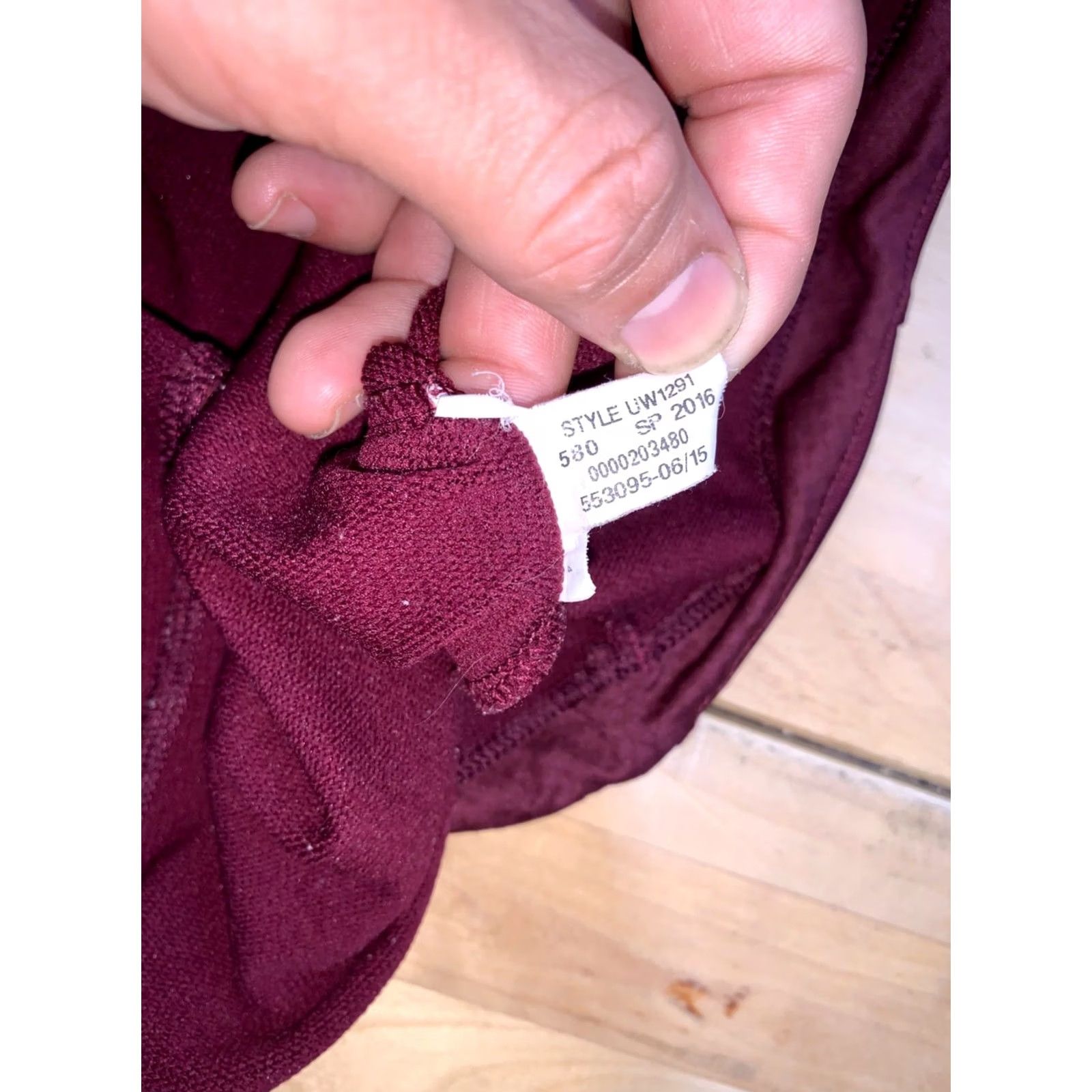 Under Armour Under armour Pullover Shirt Women XL Red 1/4 Zip Mock Neck Long Sleeve ColdGear Slim Activewear Swing Top Brown? Size XL / US 12-14 / IT 48-50 - 2 Thumbnail