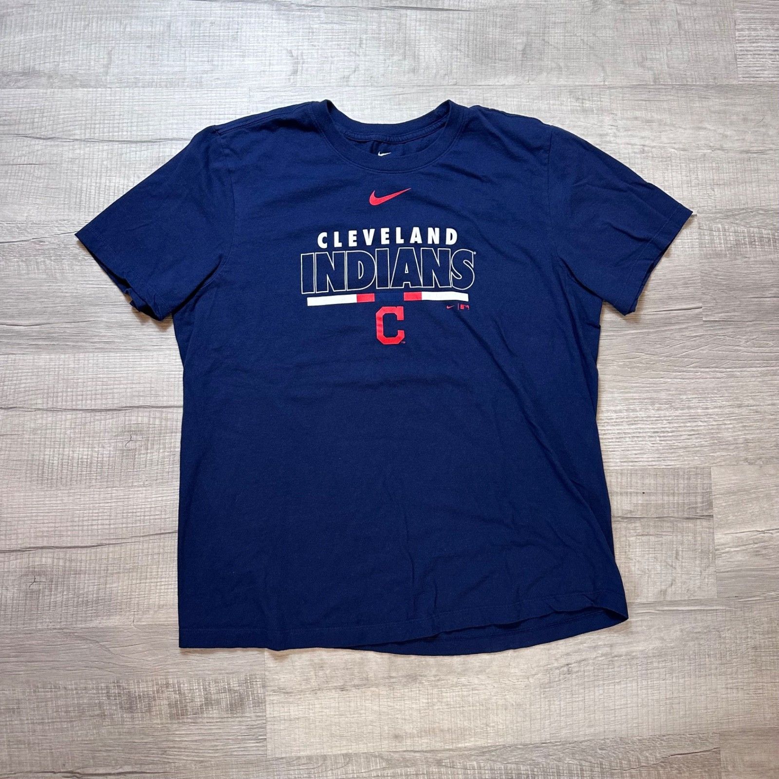 Nike Nike Cleveland Indians Color Bar Short Sleeve Tee XL Swoosh Size US XL / EU 56 / 4 - 1 Thumbnail