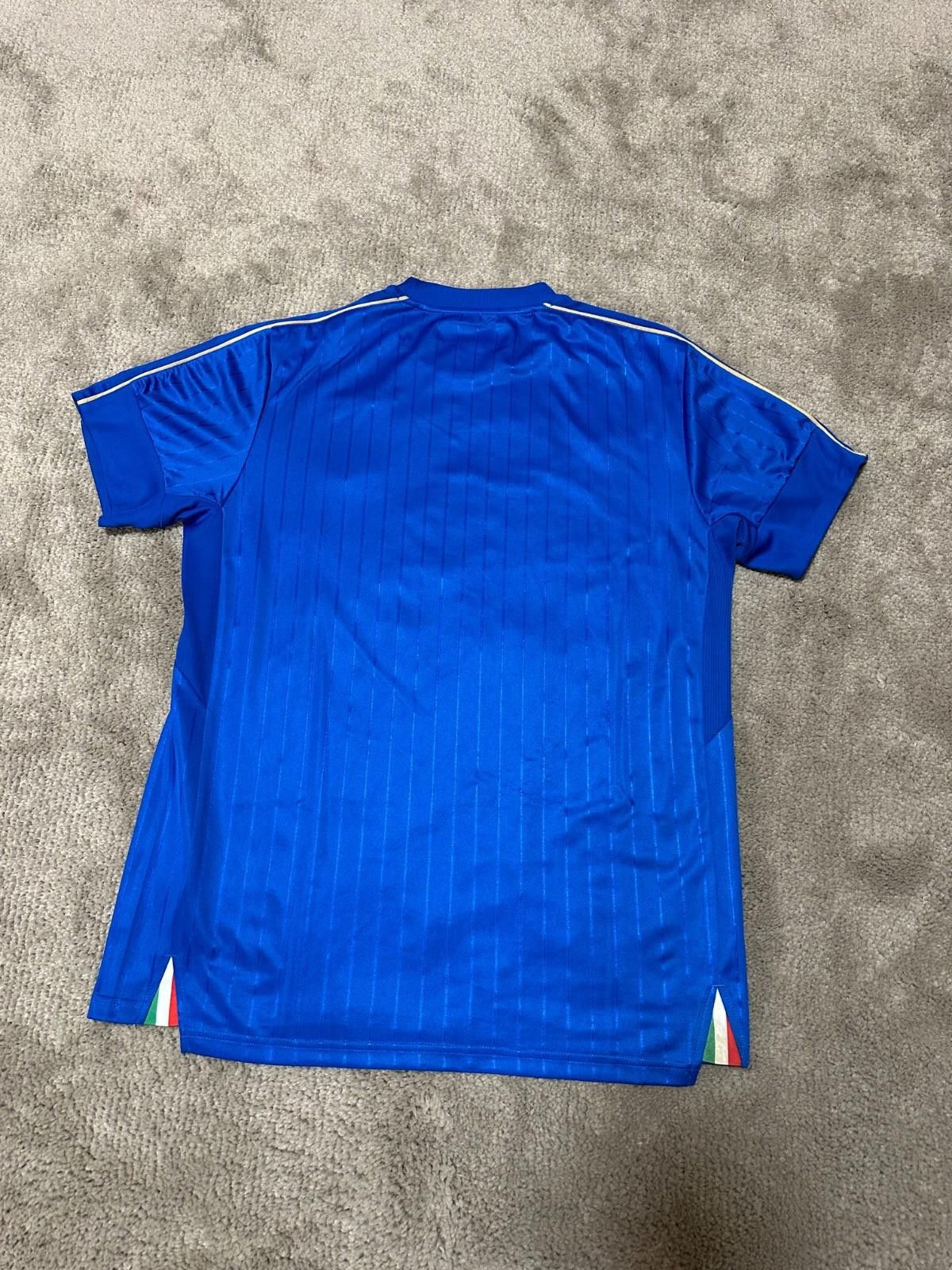 Puma Italy 2016/17 Home Football Shirt Soccer Jersey Size L Size US L / EU 52-54 / 3 - 7 Thumbnail