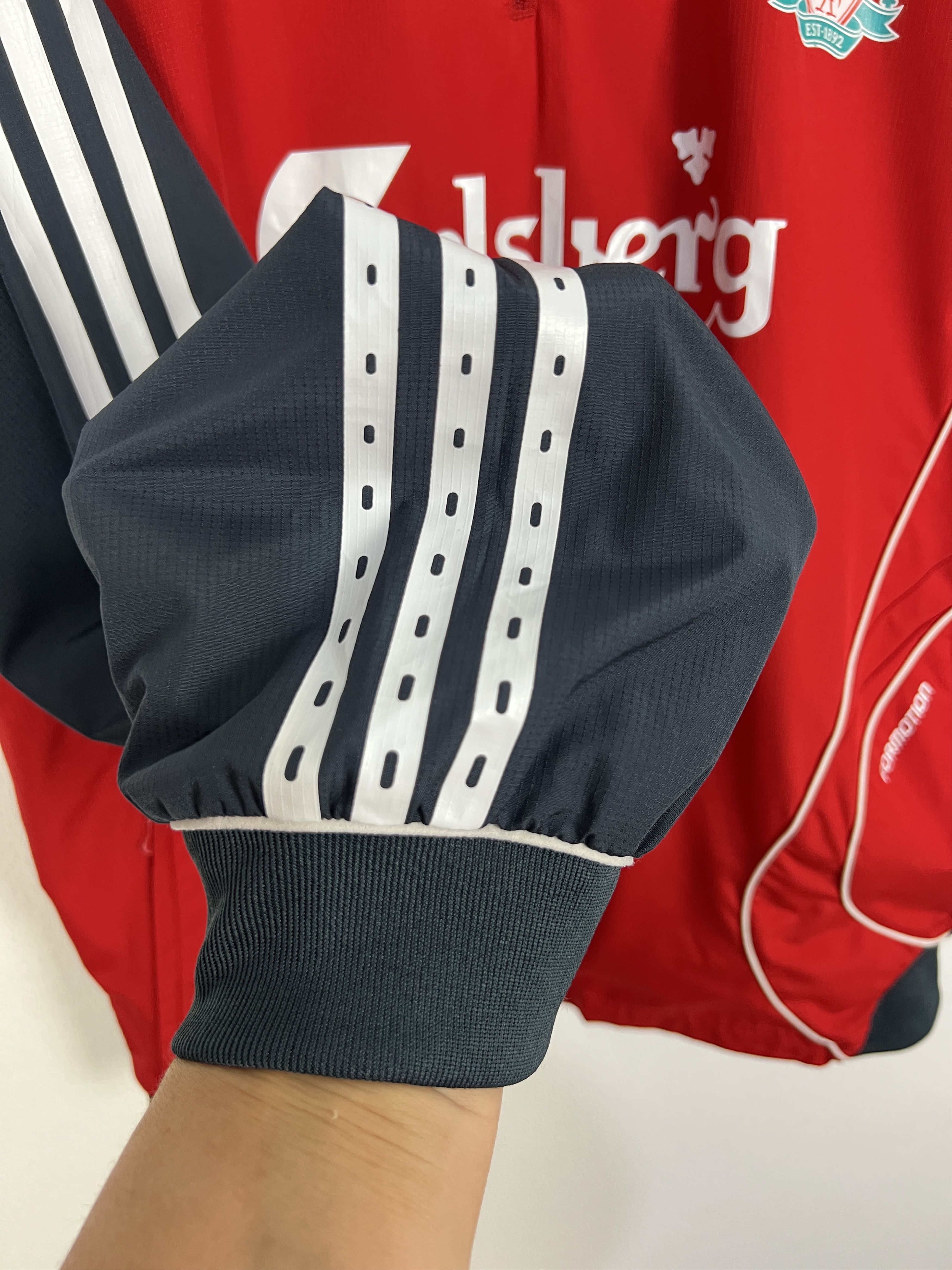 Adidas Vintage Adidas Liverpool Football Train Jacket Soccer Size US L / EU 52-54 / 3 - 7 Thumbnail