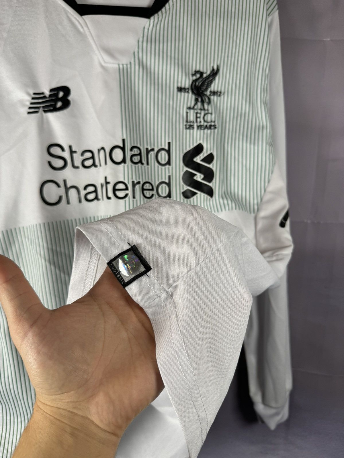 New Balance × Vintage M.SALAH Vintage Liverpool 2017/18 New Balance Jersey Large Size US L / EU 52-54 / 3 - 10 Thumbnail