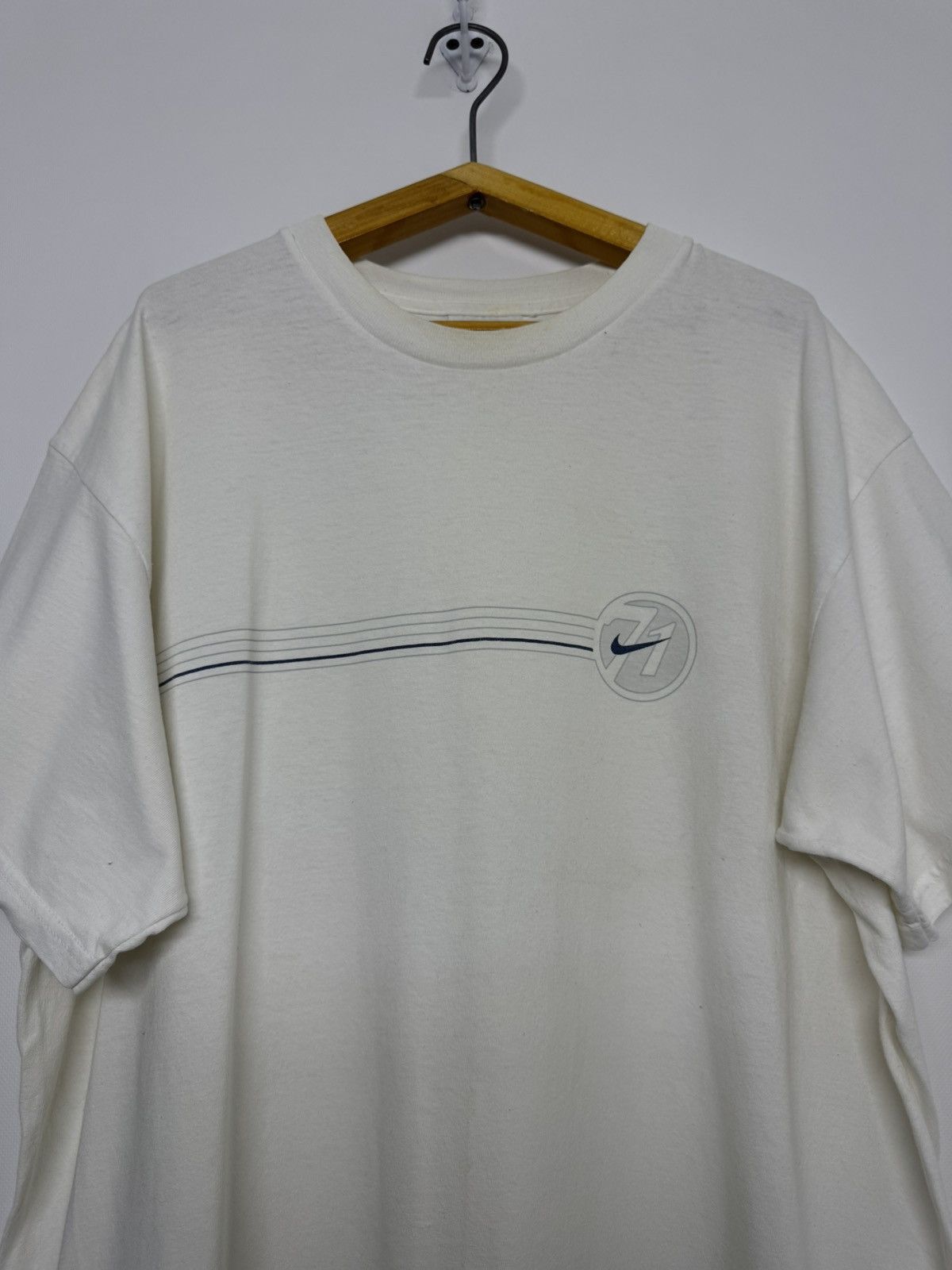 Nike Vintage Nike Y2k t shirt swoosh logo 00’s Size US L / EU 52-54 / 3 - 2 Thumbnail