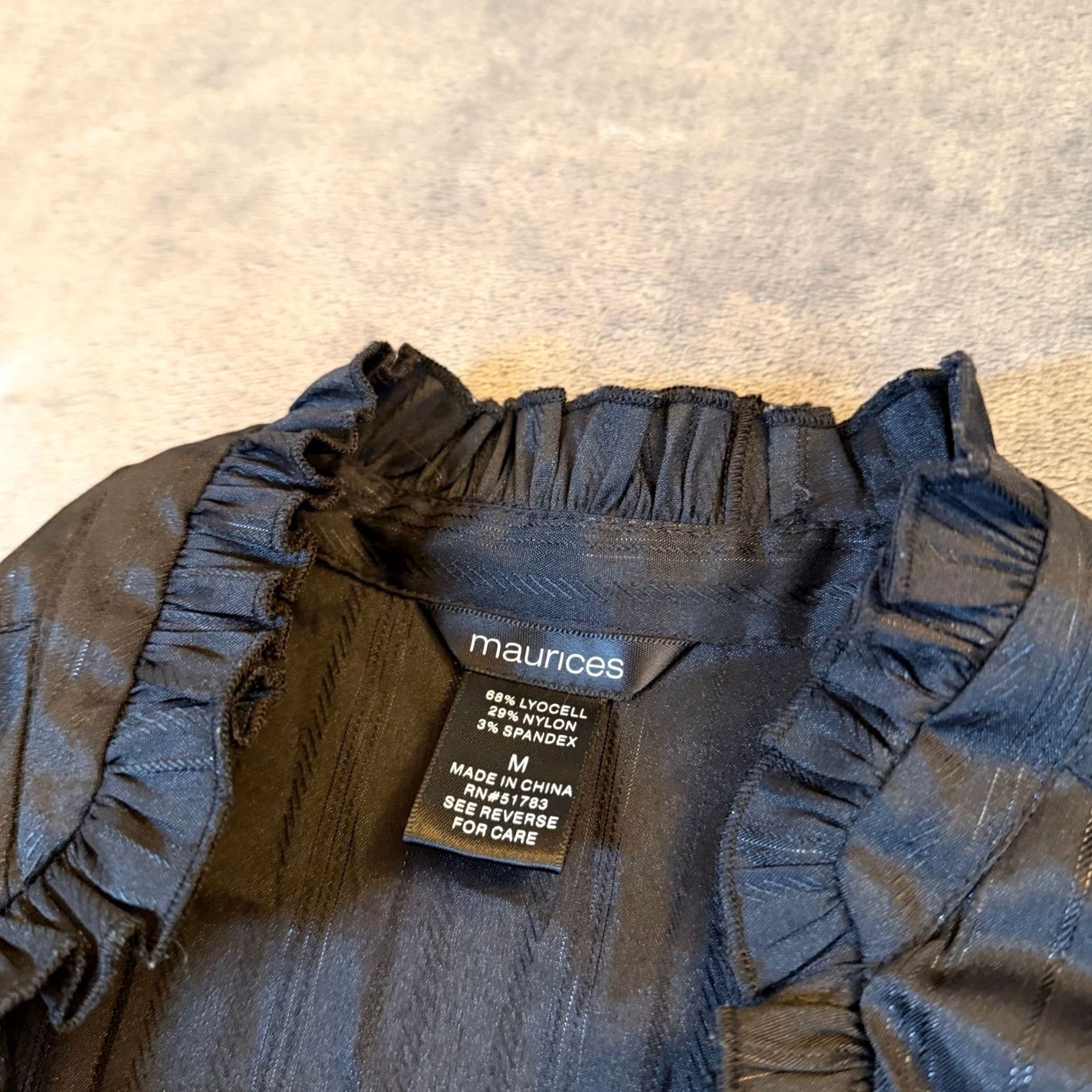 Vintage Maurices Blouse Womens Medium Black Striped Ruffle Neck Button Up Long Sleeve Slim Size M / US 6-8 / IT 42-44 - 2 Thumbnail