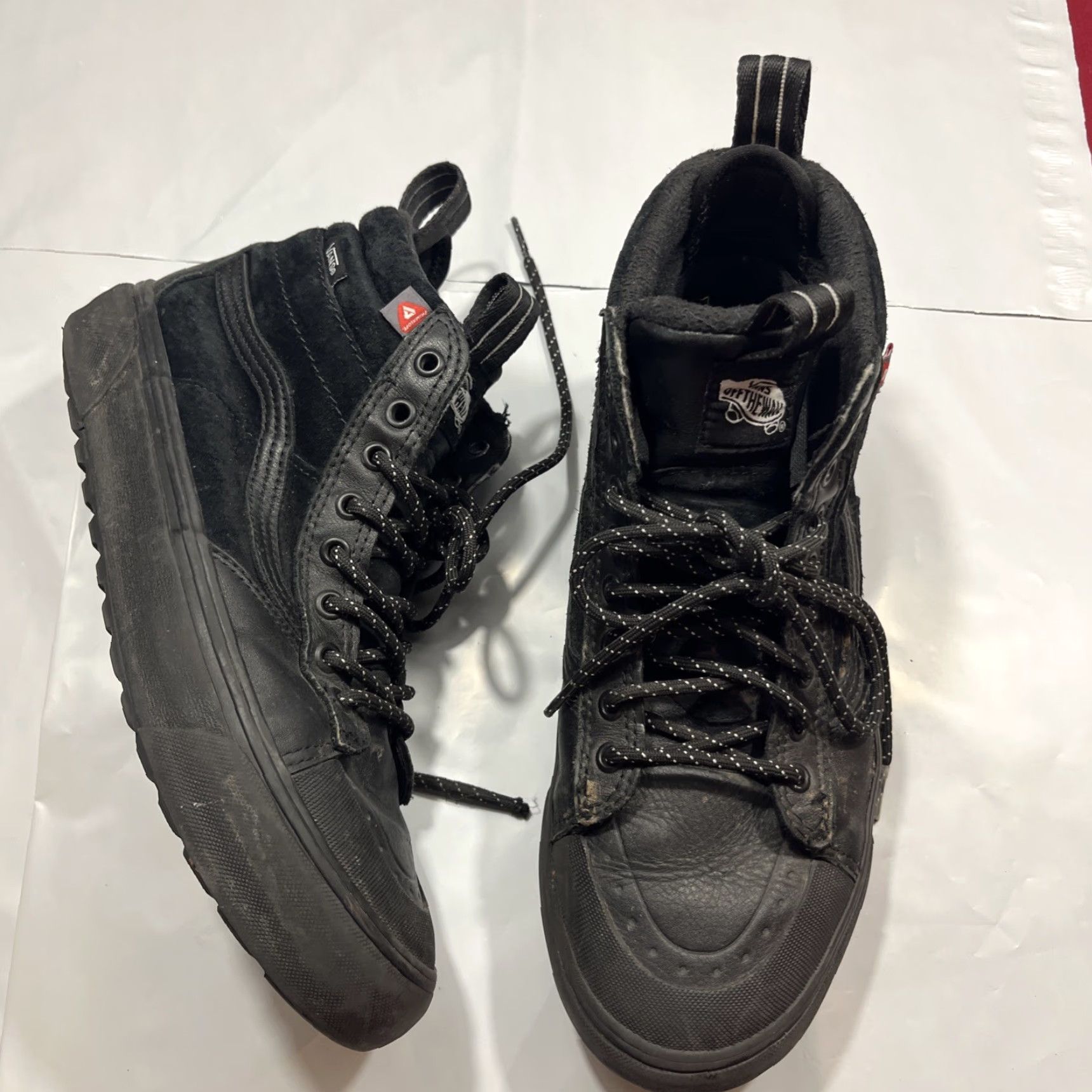 Vans VANS Sk8-Hi Mte BLACK HYDROGUARD 360 High Tops Unisex 7.5 Men’s 9 Women’s Sneaker High Top Rubber Suede All Black 40 Euro Vintage No Size US 8 / IT 38 - 3 Thumbnail