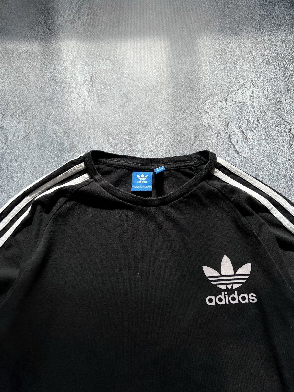 Adidas Vintage Adidas Long Sleeve Side Stripe Lampas Big Logo M Size US M / EU 48-50 / 2 - 2 Thumbnail