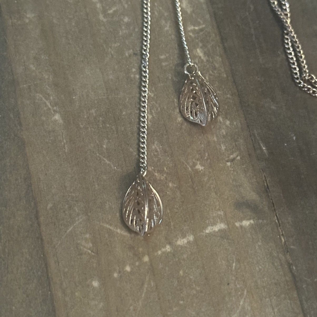 Other Gold tone filigree leaf Y necklace Size ONE SIZE - 3 Thumbnail