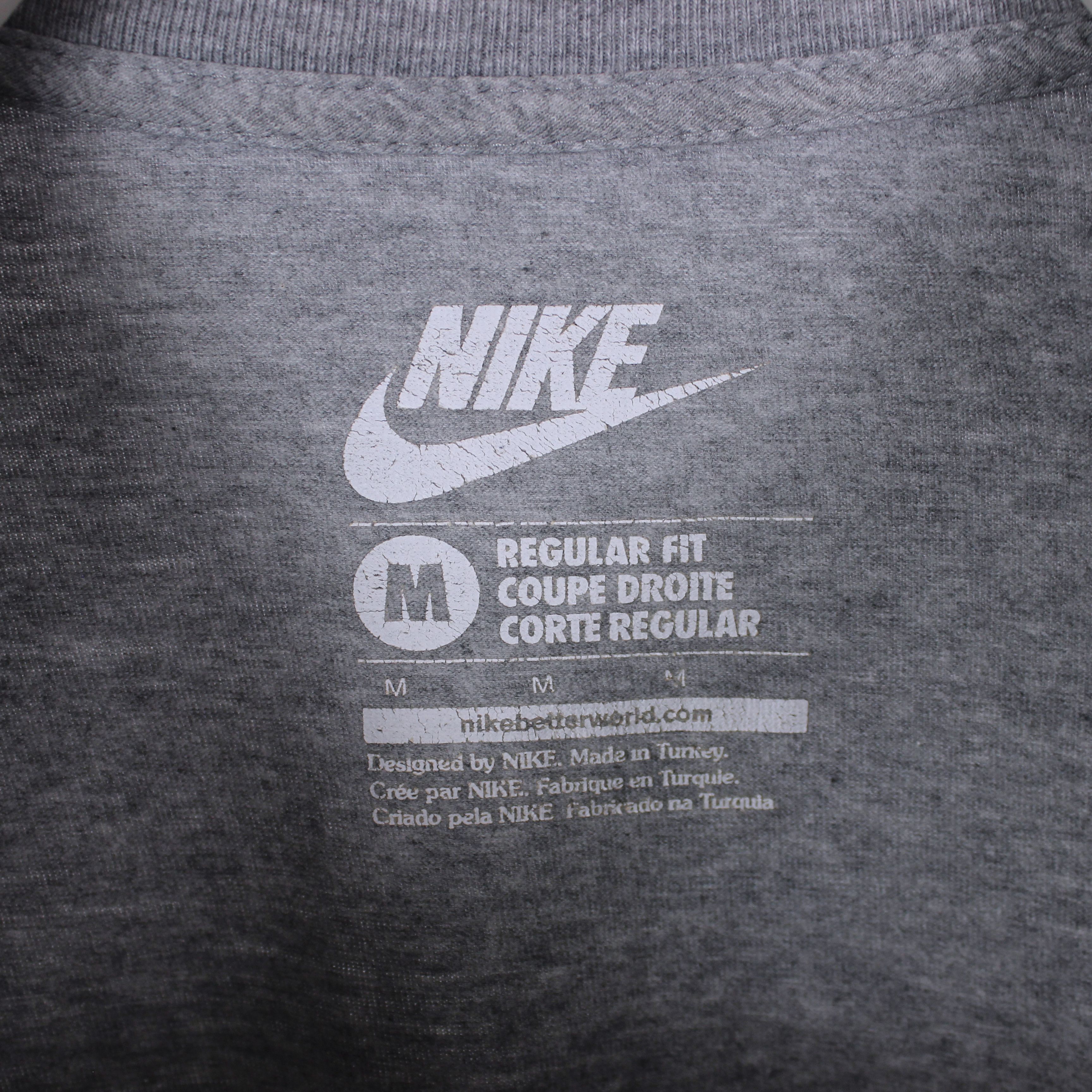 Nike Nike t shirt men centr logo big M gray Size US M / EU 48-50 / 2 - 4 Thumbnail