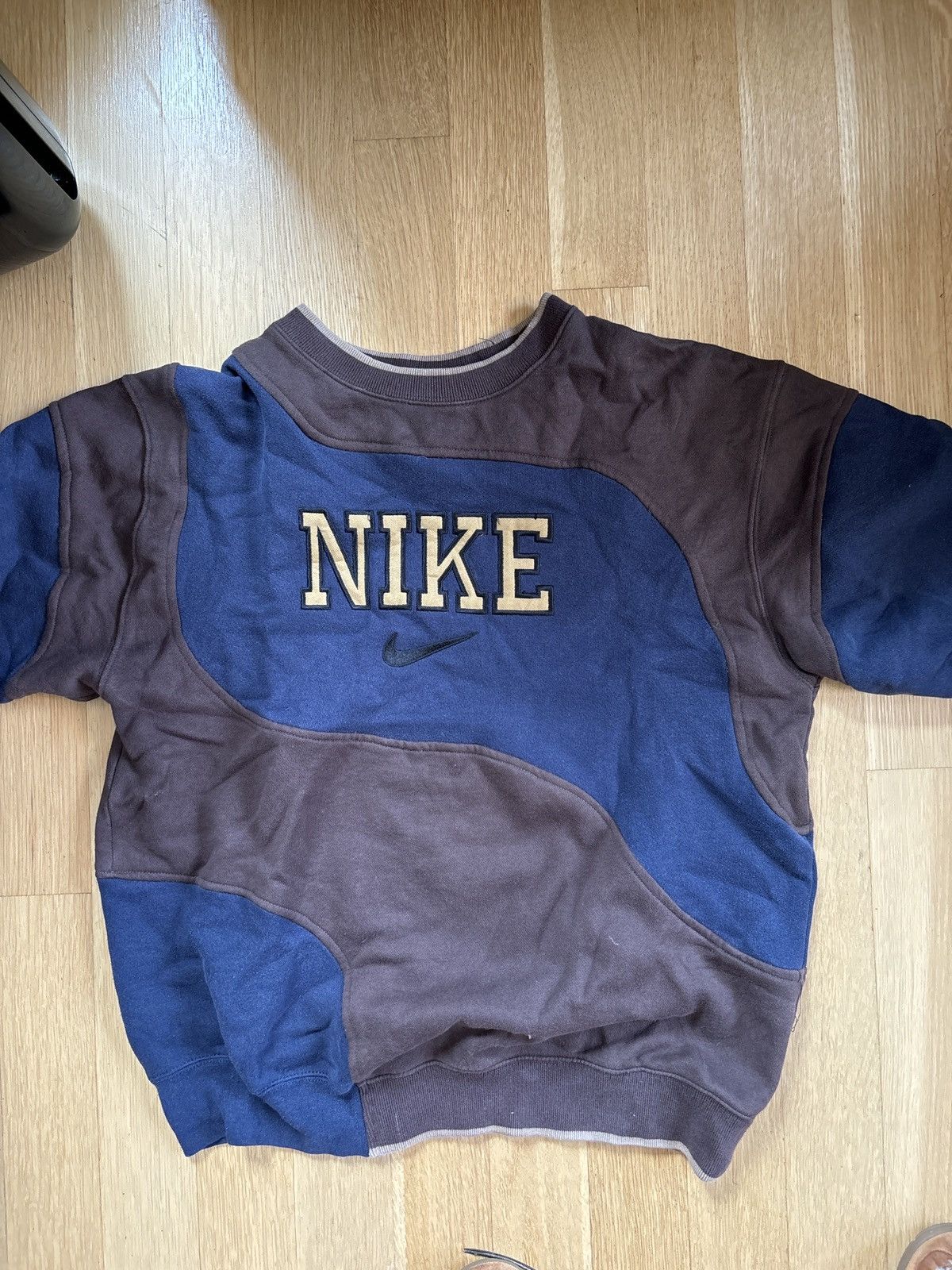 Nike × Vintage Vintage Nike Rework Sweater Size US M / EU 48-50 / 2 - 1 Thumbnail
