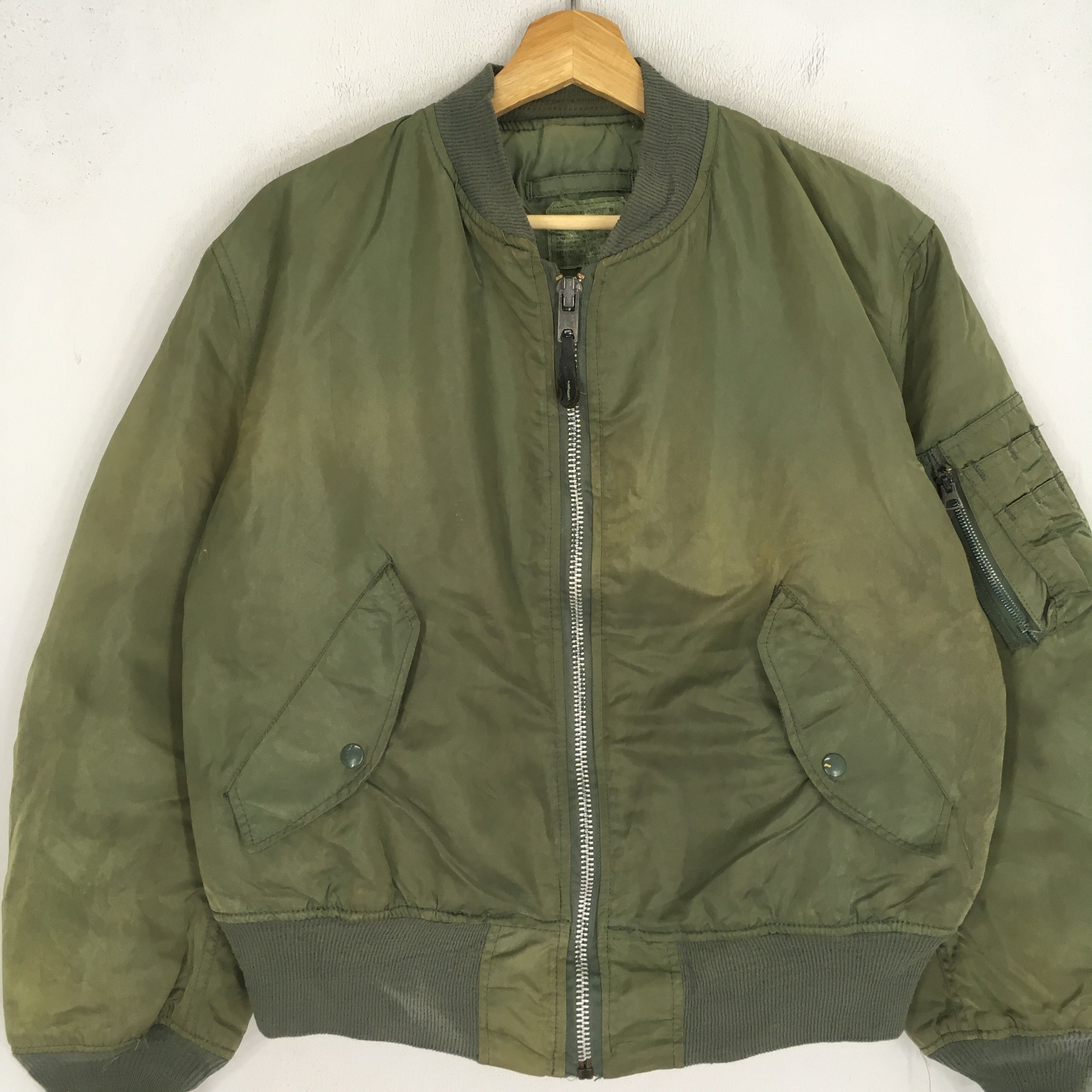 Alpha Industries Vintage 90s Alpha Industries MA -1 Flight - 1847 Size US L / EU 52-54 / 3 - 3 Thumbnail