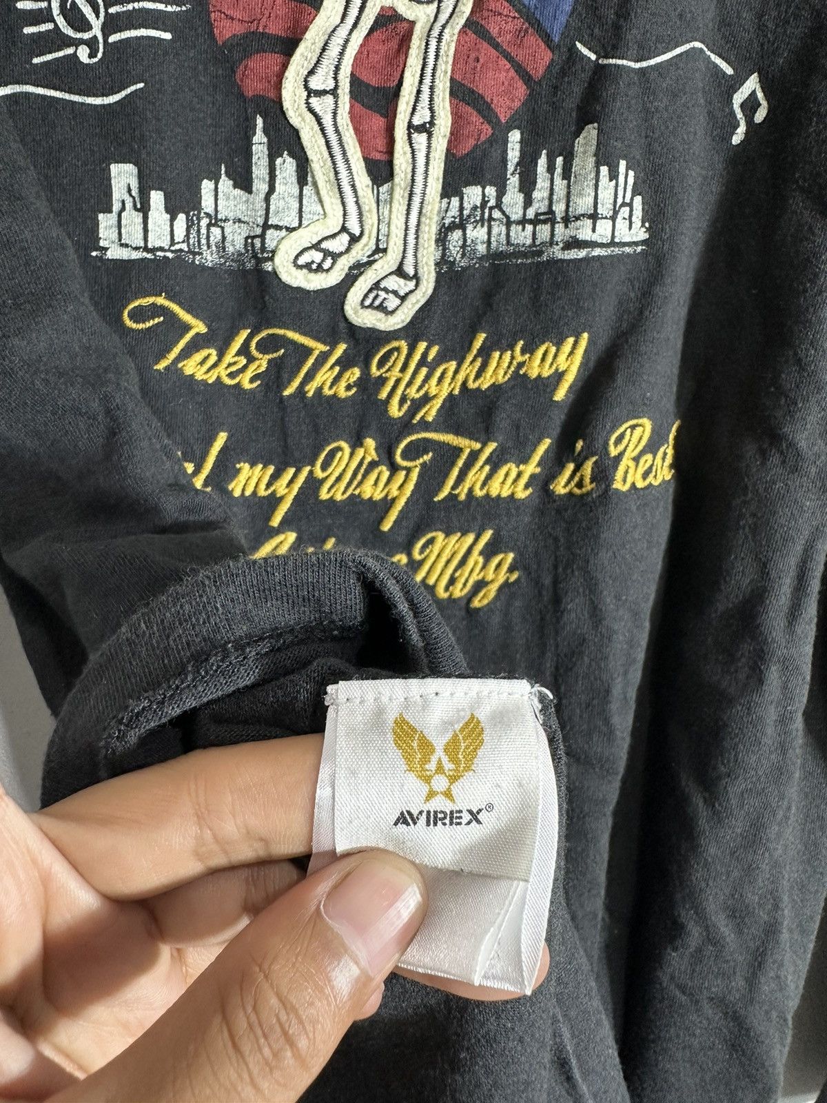 Avirex RARE ARCHIVE VINTAGE AVIREX LONG SLEEVE FROM CHICAGO TO LA Size US L / EU 52-54 / 3 - 9 Thumbnail