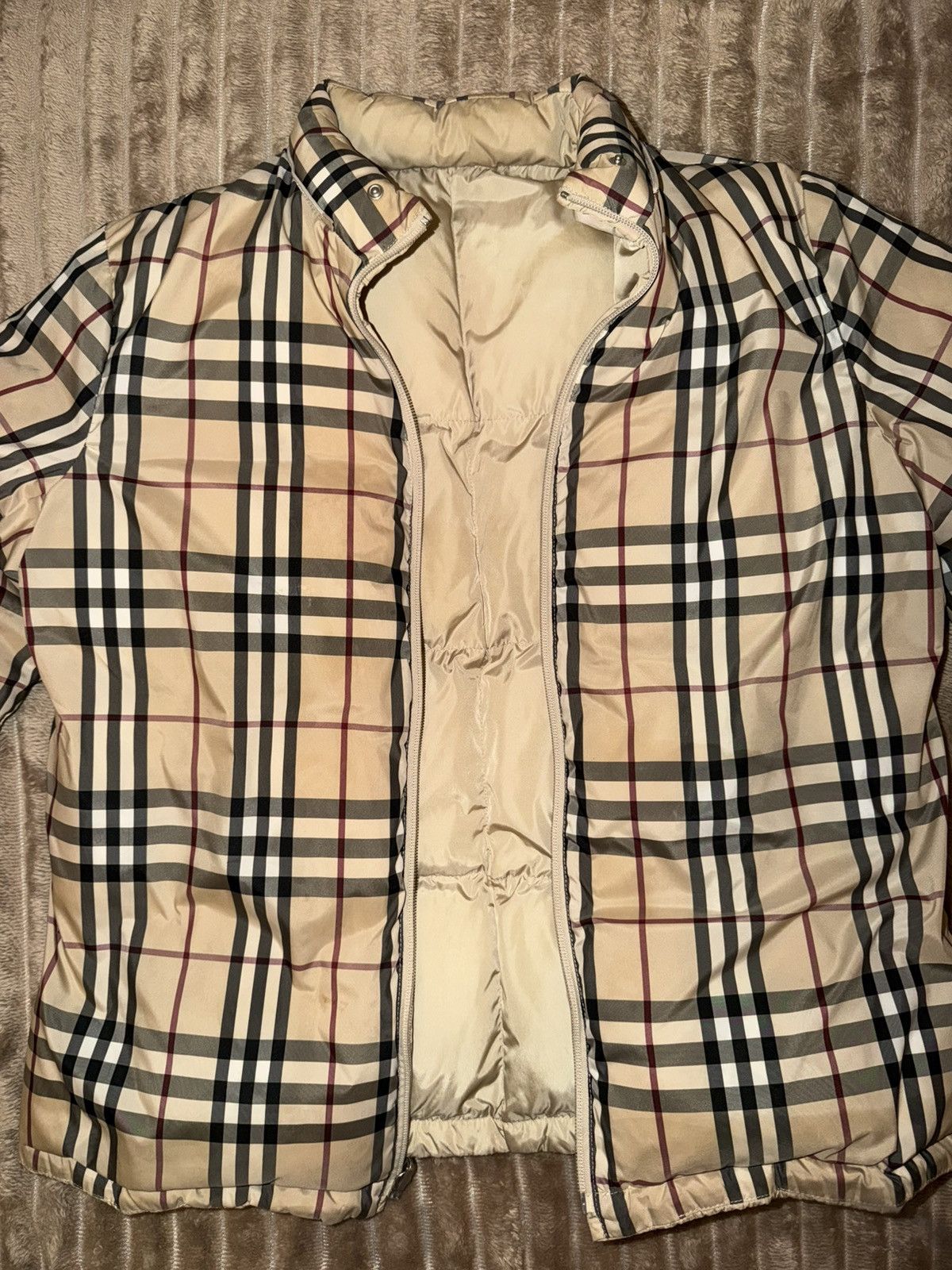 Burberry Burberry Reversible Murmansky Fur Puffer –Vintage Nova Check Size XS / US 0-2 / IT 36-38 - 3 Thumbnail
