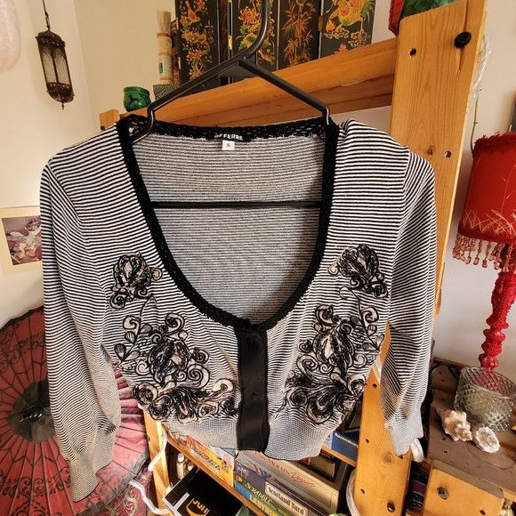 Gianfranco Ferre Gianfranco ferre embroidered cardigan Size S / US 4 / IT 40 - 7 Thumbnail