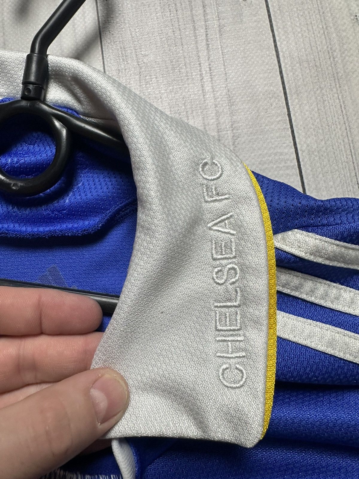 Adidas × Chelsea Soccer × Vintage Vintage adidas Chelsea soccer jersey size L Size US L / EU 52-54 / 3 - 8 Thumbnail
