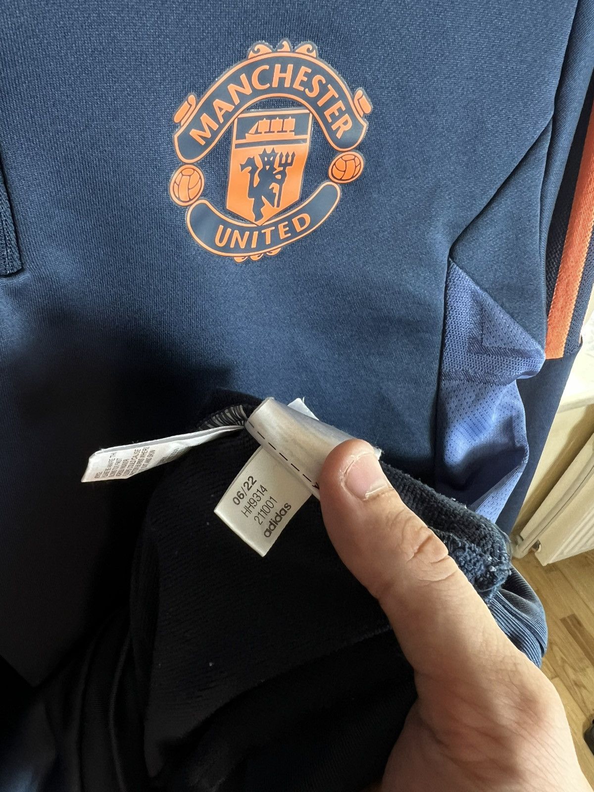 Adidas Adidas Manchester United Hoodie S Training Top Soccer Y2K Size US S / EU 44-46 / 1 - 10 Thumbnail