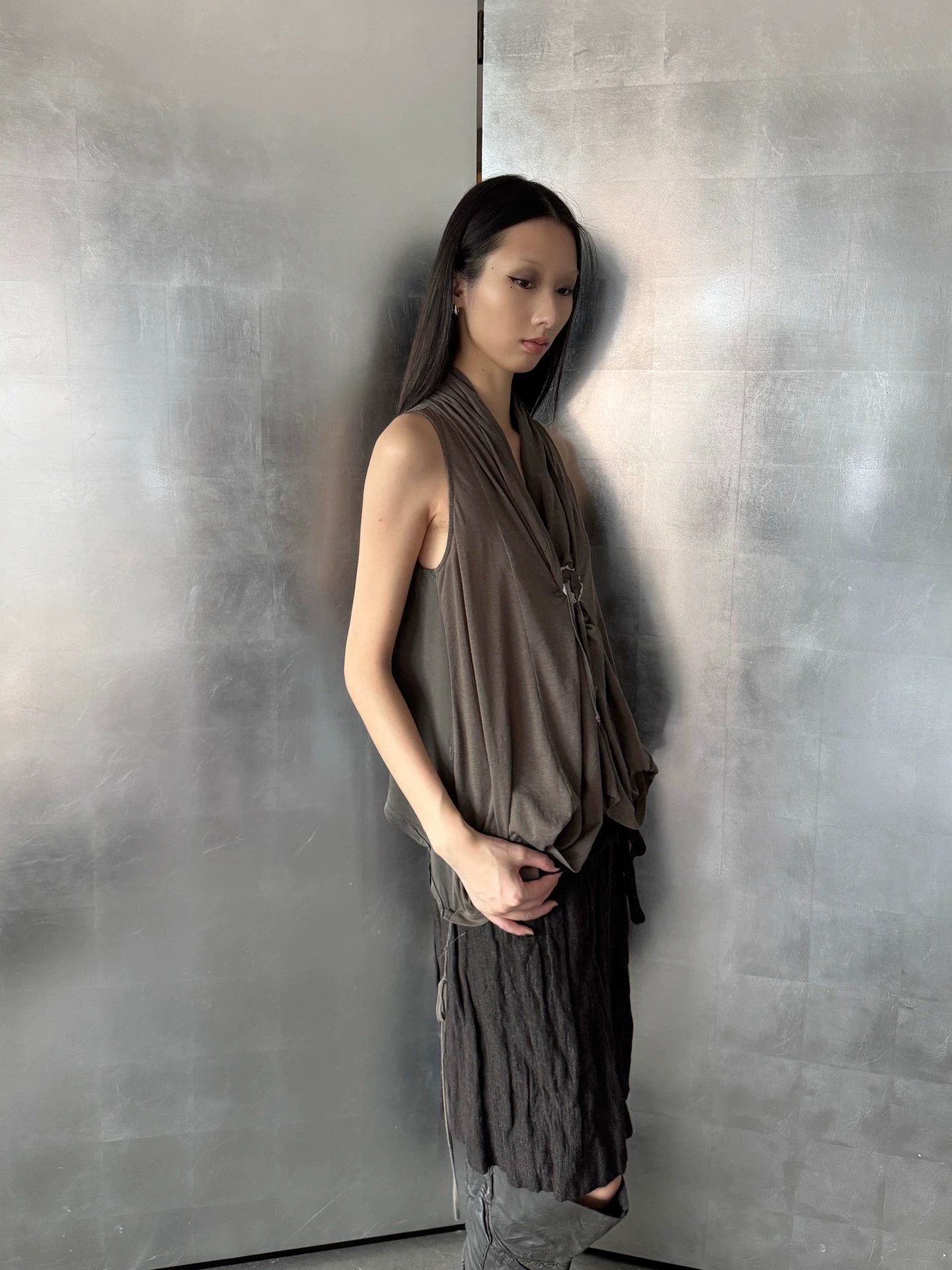 Marithe + Francois Girbaud MF Girbaud Pleated V-Neck Stretch Tank w/Drawstring 40 Size S / US 4 / IT 40 - 3 Thumbnail