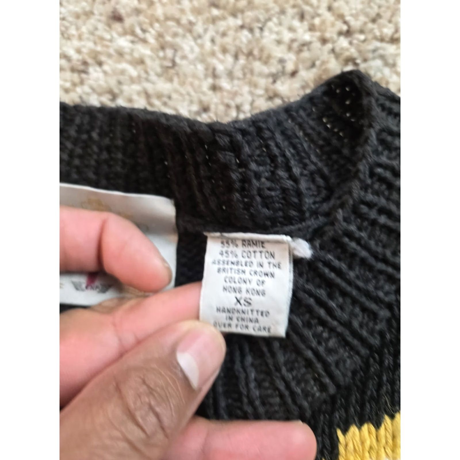 Express VINTAGE Express Cardigan Sweater Womens XS Black Floral Button 90s Crew Neck Raglan Long Sleeve Cotton Ramie Knit Shirt Size XS / US 0-2 / IT 36-38 - 6 Thumbnail