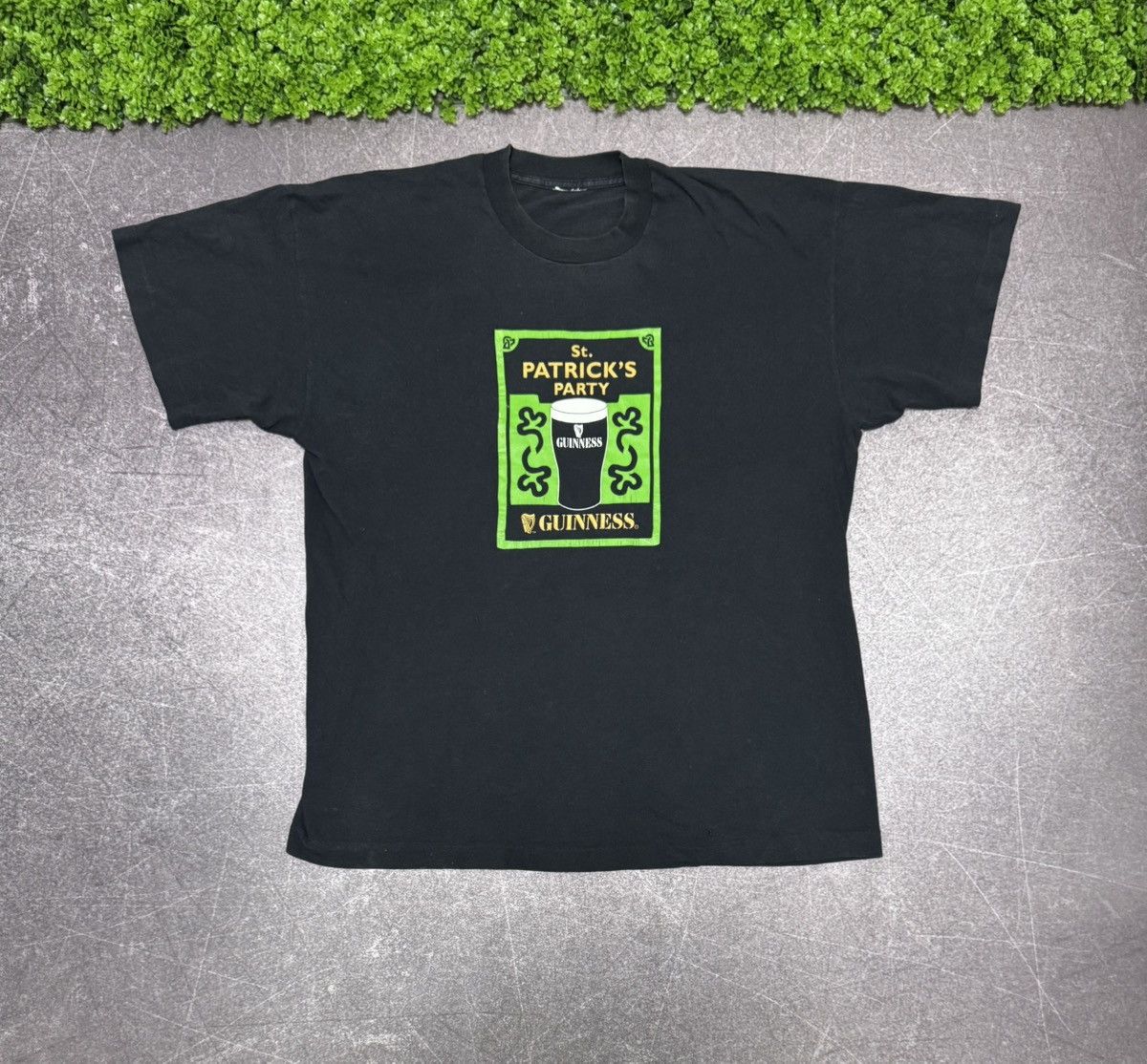 Retrofit Vintage 90’s Guinness St. Patrick’s Day Beer Tee Size US XL / EU 56 / 4 - 1 Thumbnail