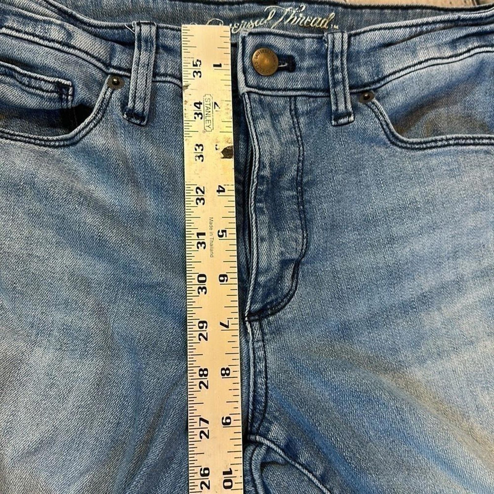 Designer Universal Thread Women's Light Wash Jeans Size 30" / US 8 / IT 44 - 4 Thumbnail