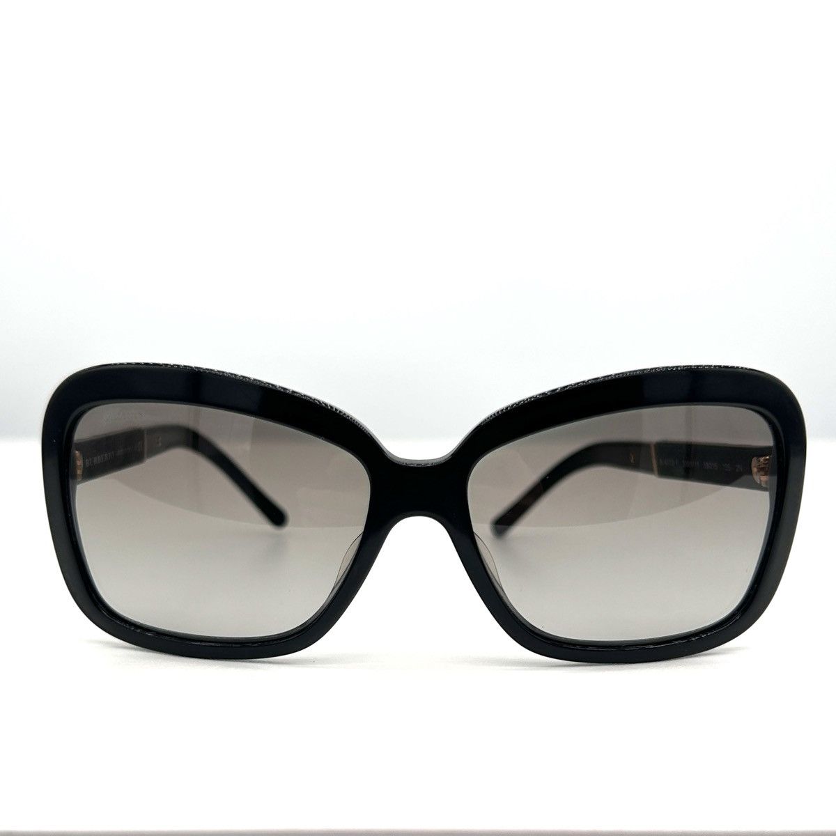 Burberry Vintage Burberry Sunglasses Size ONE SIZE - 8 Thumbnail