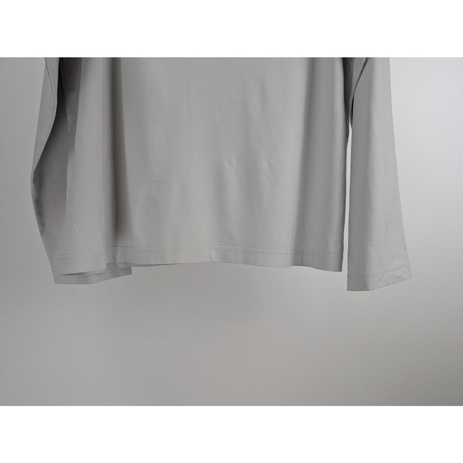 o1rshd1 Dollar Bill LS T-Shirt in Gray
