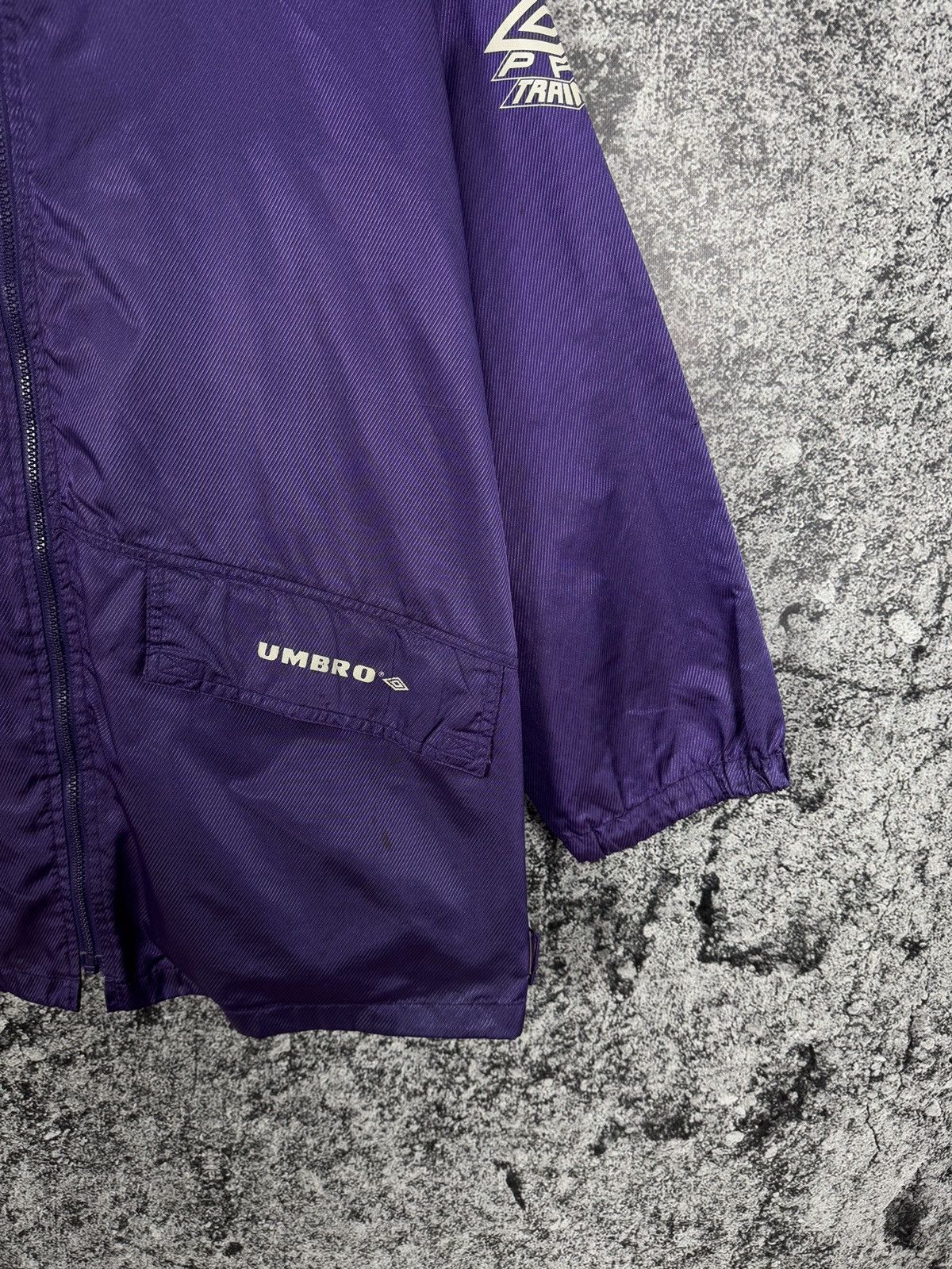 Umbro UMBRO Pro Training Vintage 90s Rain Jacket Windbreaker Sz M Size US M / EU 48-50 / 2 - 6 Thumbnail