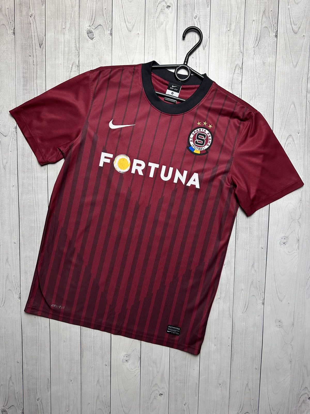 Nike × Vintage Vintage Nike AC Sparta Praha red soccer jersey Size US M / EU 48-50 / 2 - 1 Thumbnail