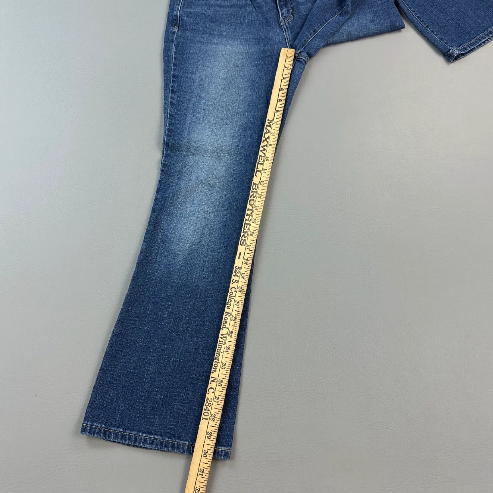 Levi's VINTAGE Levi's 515 Jeans Women’s 8 30x30 Dark Wash Denim Bootcut Stretch Rodeo Casual Jeans Size 30" / US 8 / IT 44 - 2 Thumbnail