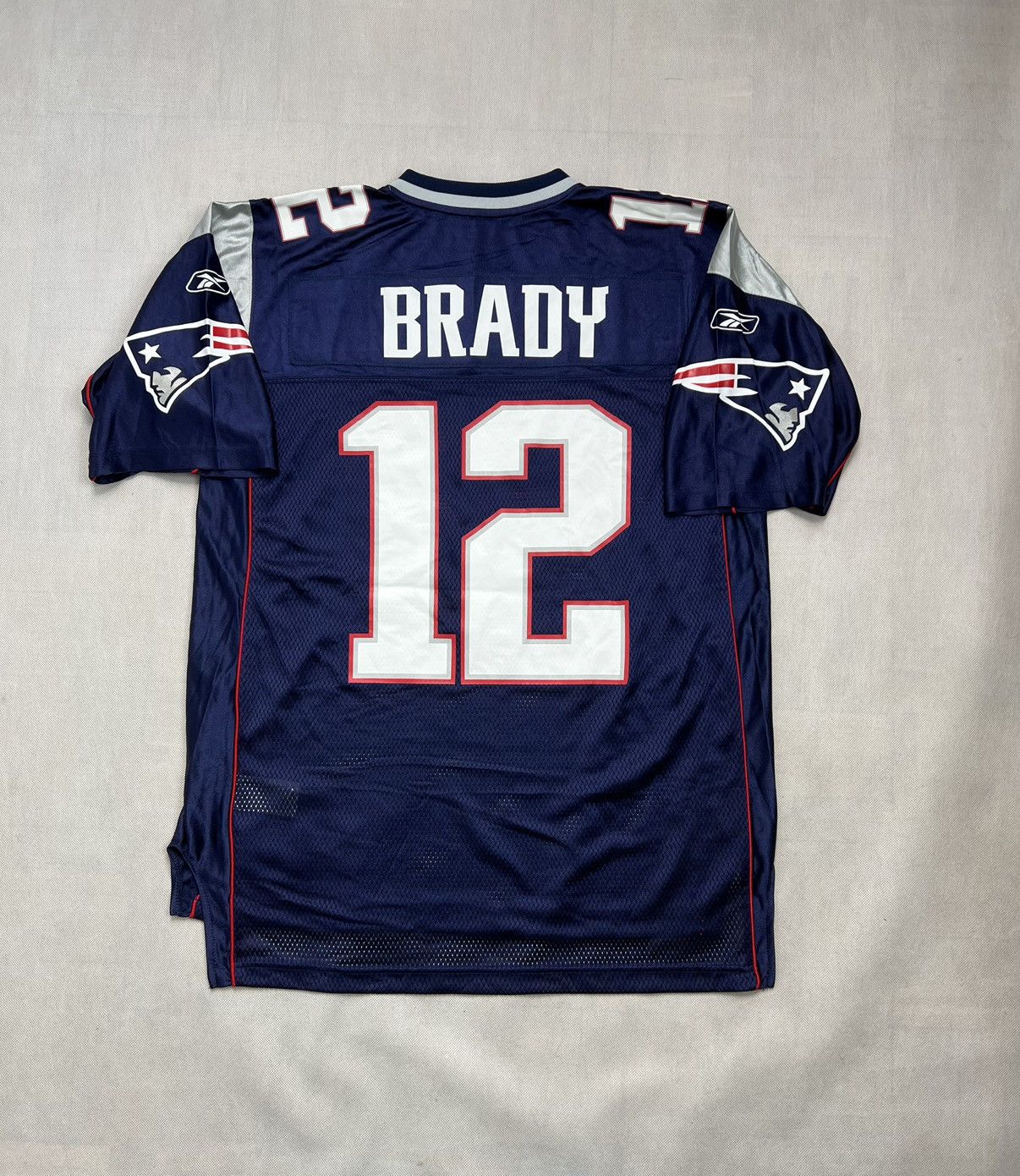 Reebok Jersey Reebok Patriots 12 Tom Brady England Size US L / EU 52-54 / 3 - 3 Thumbnail