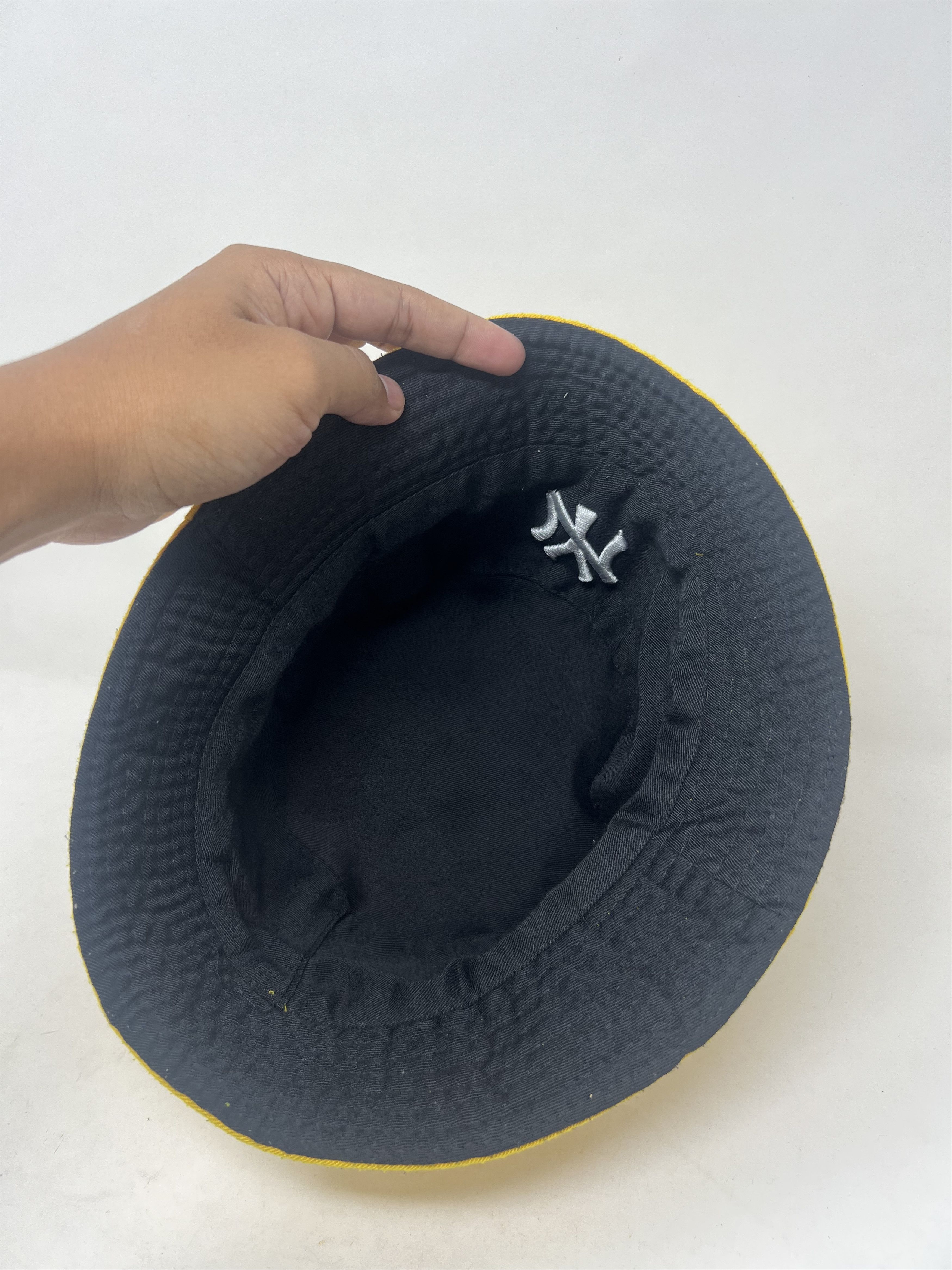 New York Yankees New York Yankees Reversible Bucket Hat Size ONE SIZE - 7 Thumbnail