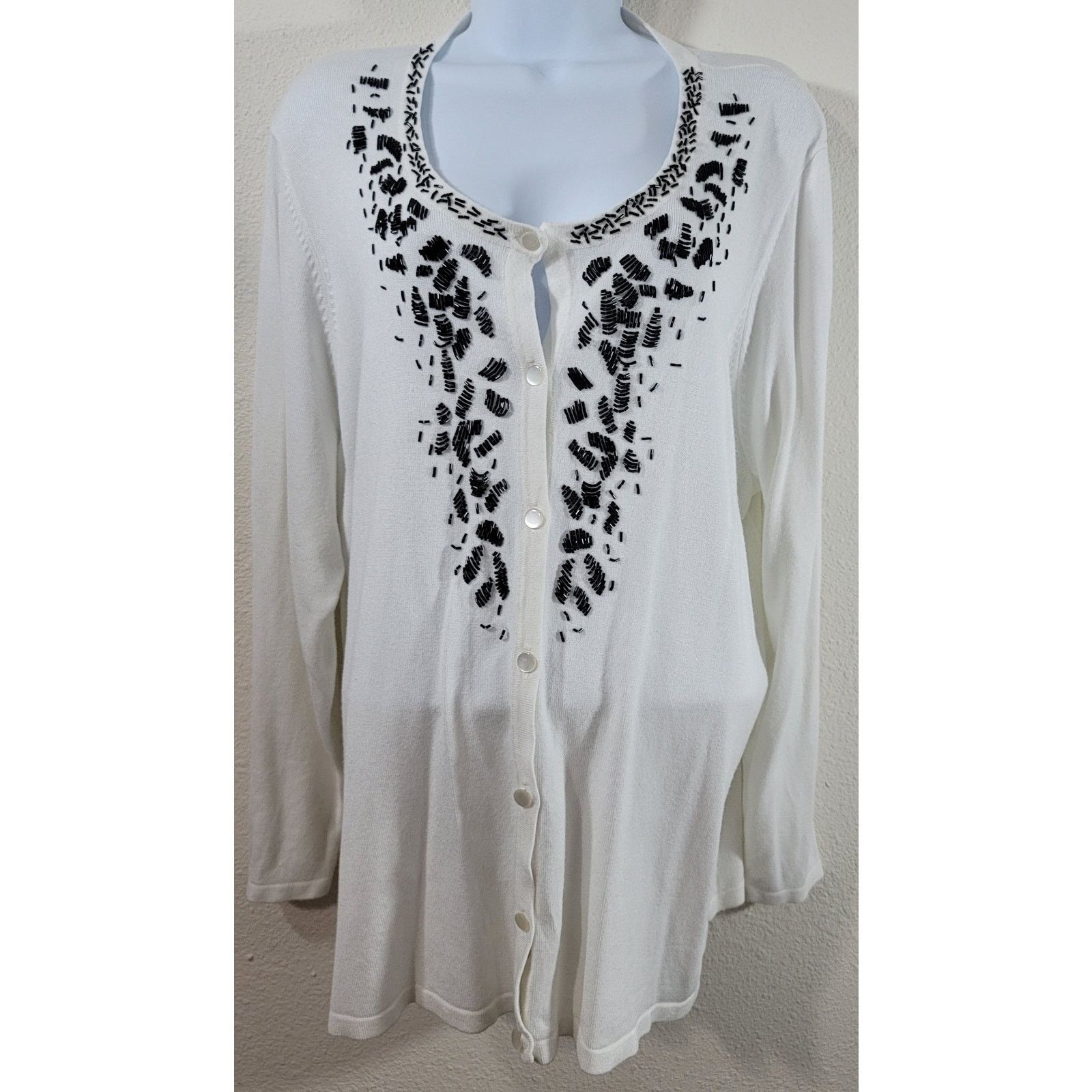 Other Susan Graver White Black Beading Button Cardigan 2X Plus Size XXL / US 16-18 / IT 52-54 - 1 Thumbnail