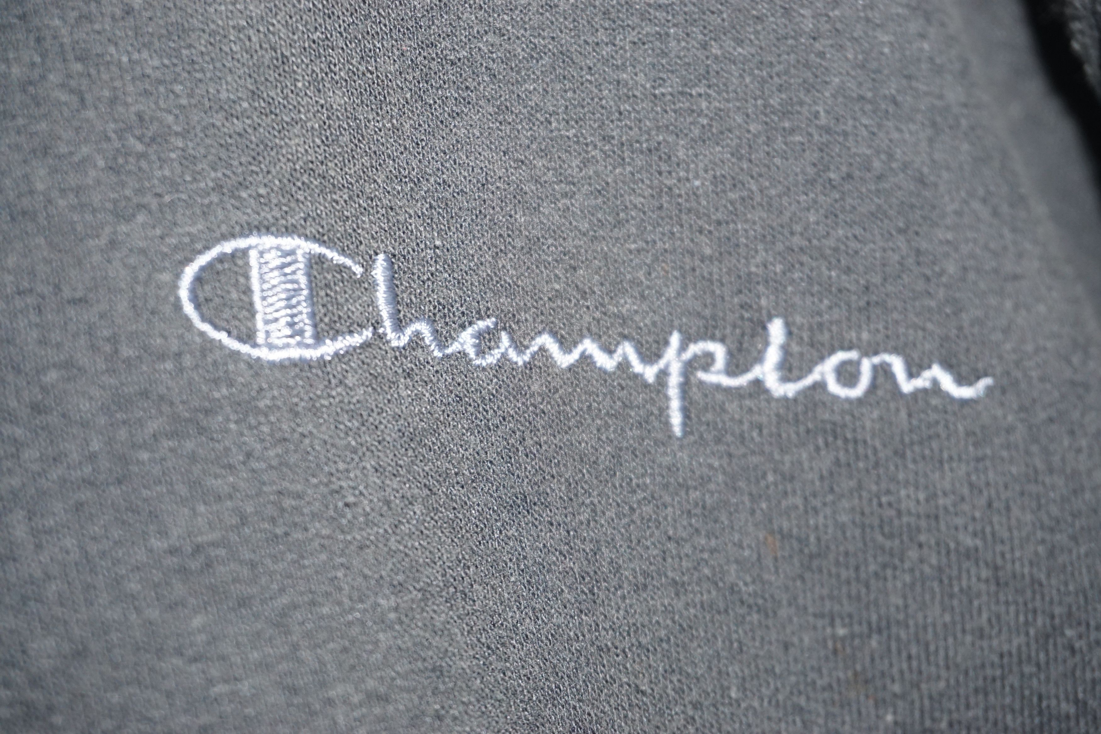 Champion Champion V-Neck Light Weight Sweatshirt Size US L / EU 52-54 / 3 - 4 Thumbnail