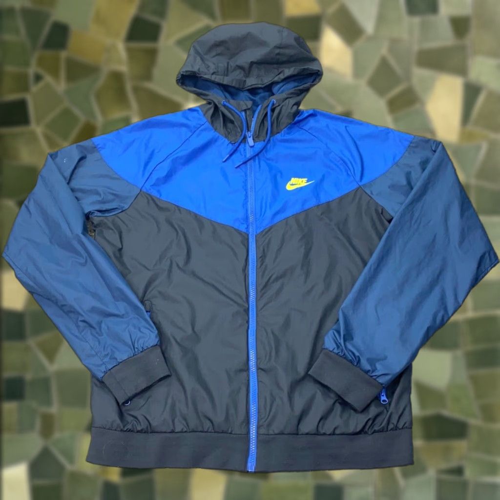 Nike VINTAGE Nike Sportswear Windrunner Jacket Mens M Blue Windbreaker Hooded Zip Pockets All Seasons Regular Fit Geometric 90s? Size US M / EU 48-50 / 2 - 1 Thumbnail