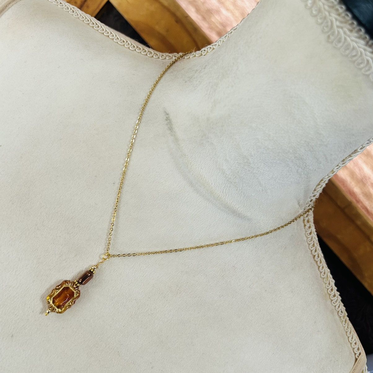 Handmade Handcrafted elegant glass beaded pendant on chain necklace Size ONE SIZE - 2 Thumbnail