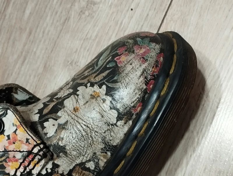 Dr. Martens Dr. Martens Sienna Miller vintage rare Made in England UK6 Size US 8.5 / IT 38.5 - 11 Thumbnail