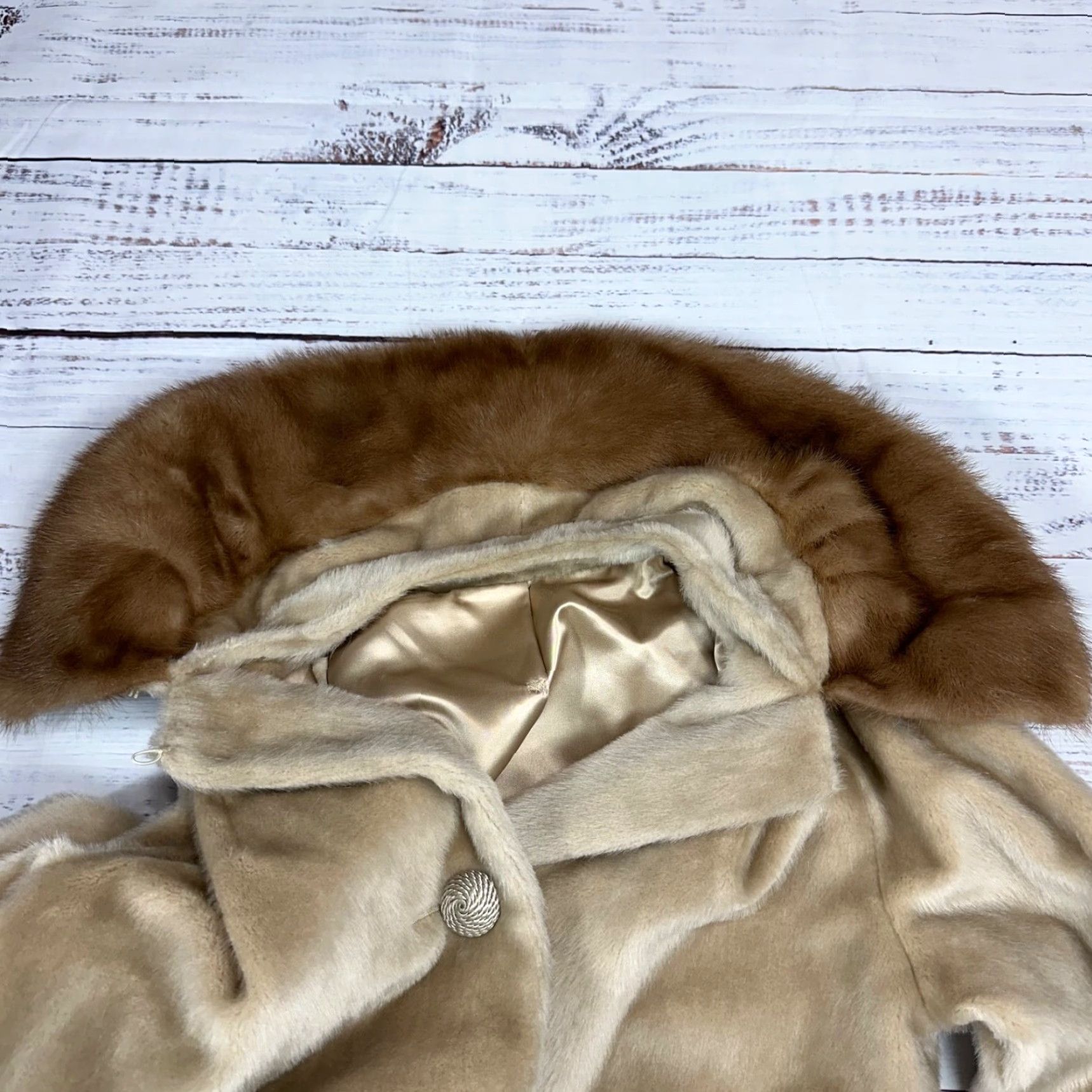 Vintage VINTAGE Brazotta Coat/Mink Collar Beige Faux Fur Mid Length Women Sz M Size M / US 6-8 / IT 42-44 - 6 Thumbnail
