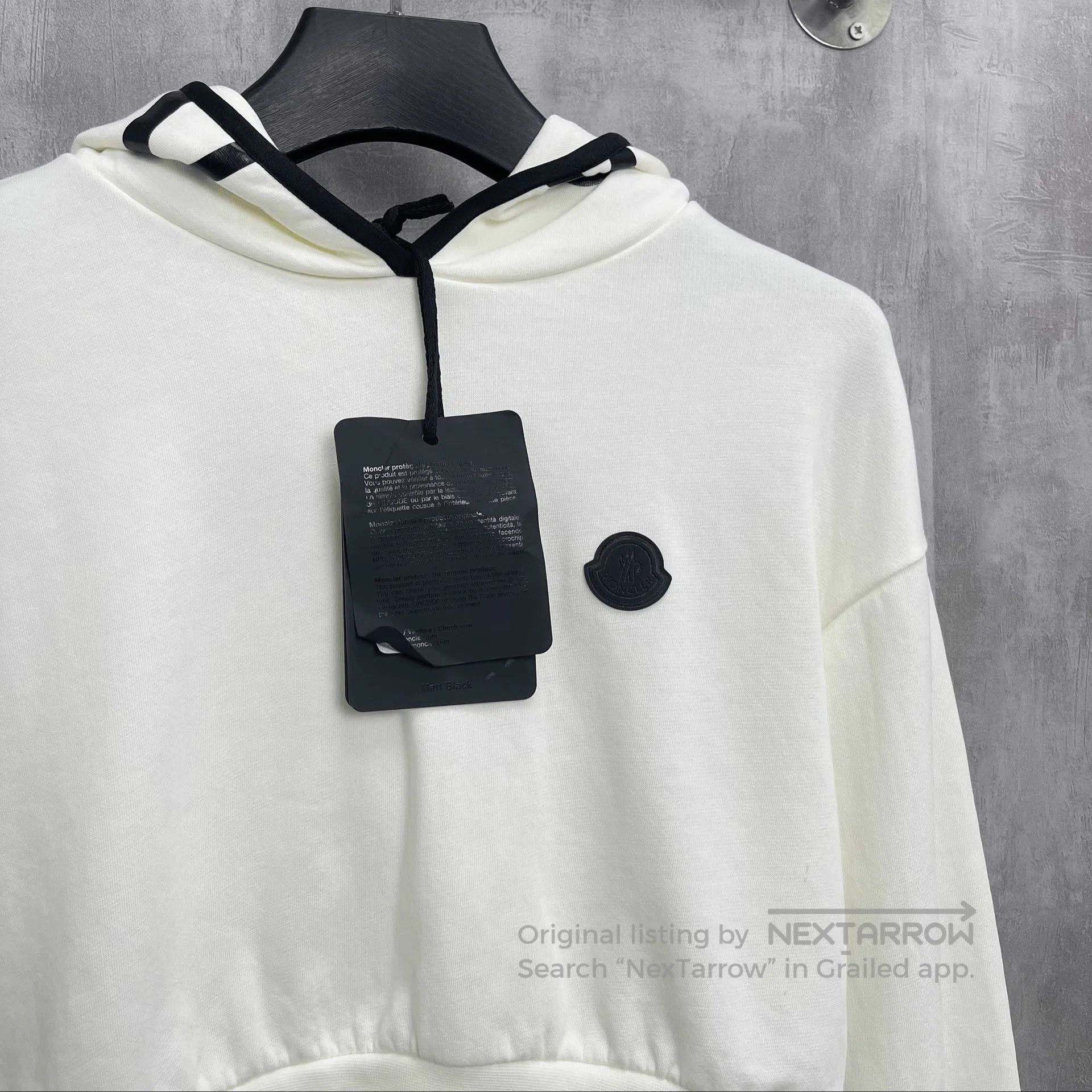 Moncler Moncler White Big Logo Hoodie. Size XS / US 0-2 / IT 36-38 - 2 Thumbnail