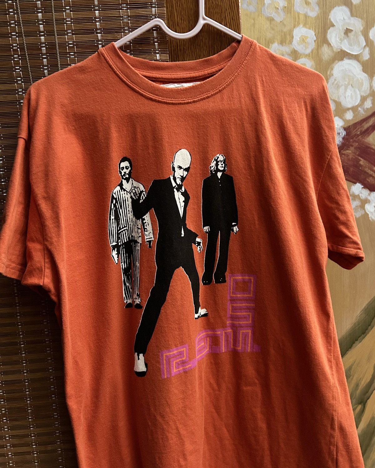 Band Tees Vintage R.E.M. Around The Sun 2005 Tour Orange Tee SANDBAG Size US M / EU 48-50 / 2 - 3 Thumbnail