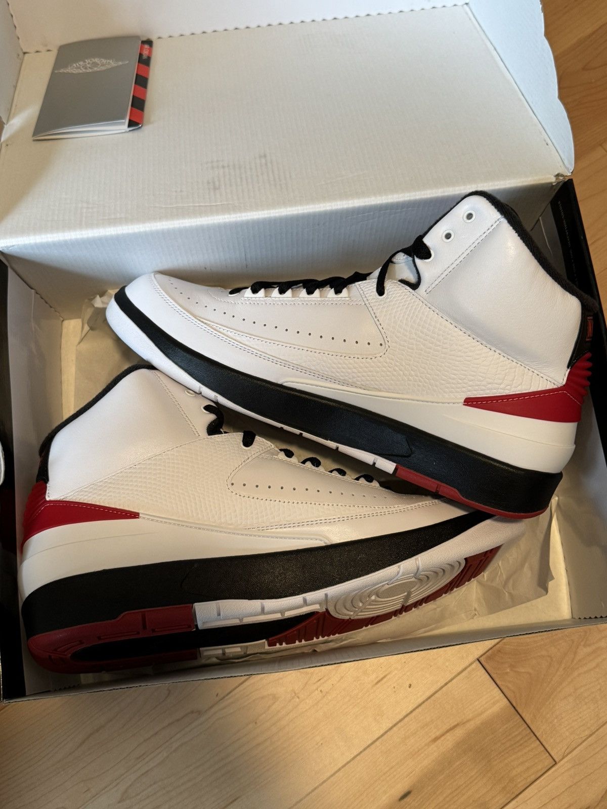 Jordan Brand × Nike Air Jordan 2 Retro OG Size US 12 / EU 45 - 2 Thumbnail