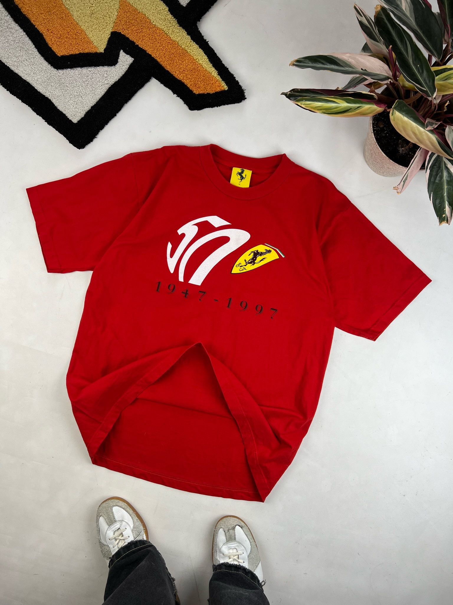 Ferrari Vintage Ferrari Racing F1 T-Shirt 1996 Big Logo Red Men Sz L Size US XL / EU 56 / 4 - 1 Thumbnail