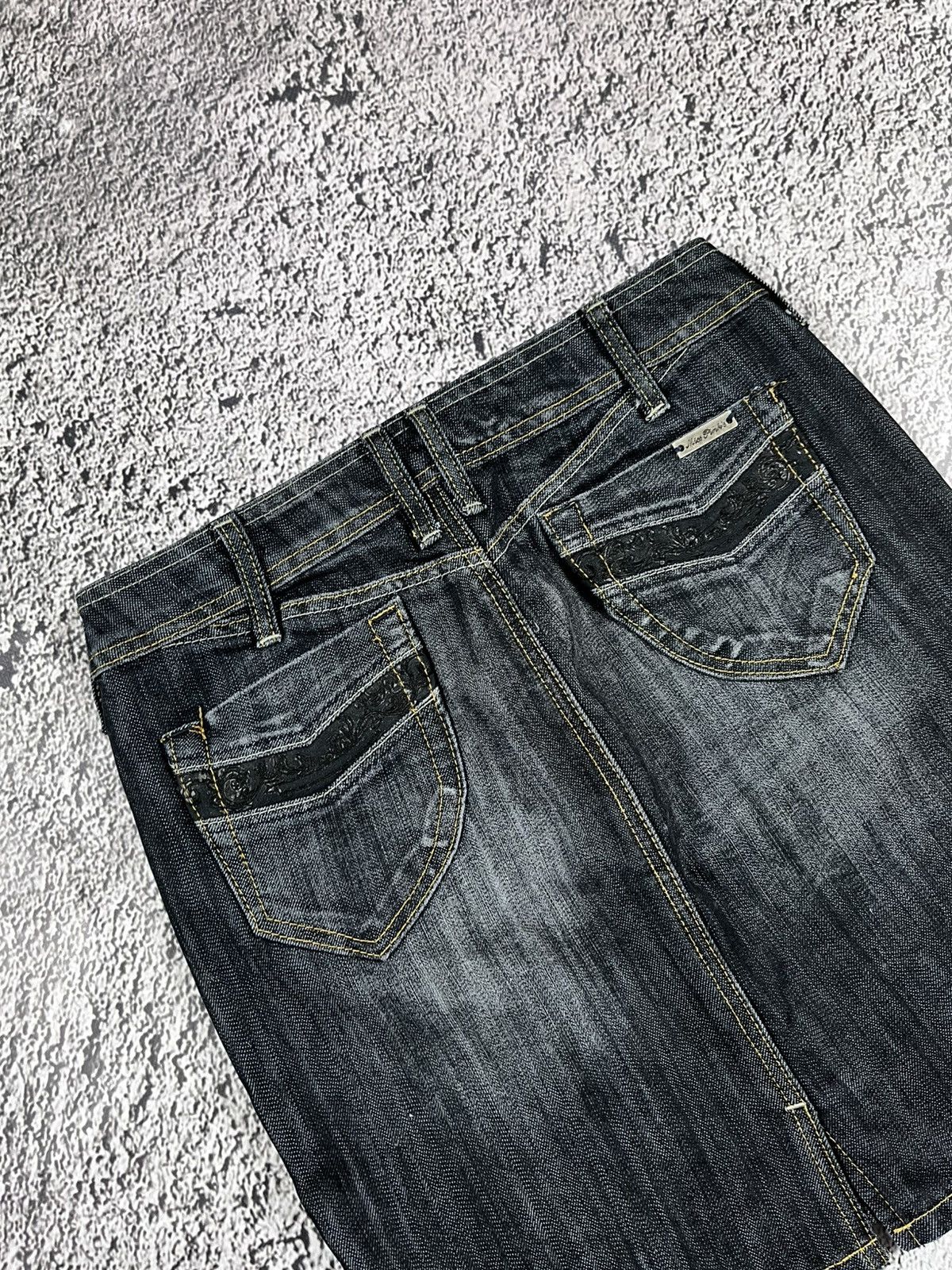 Vintage Vintage Y2K Faded Denim Low Rise Mini Skirt Juicy Style Size 28" / US 6 / IT 42 - 4 Thumbnail
