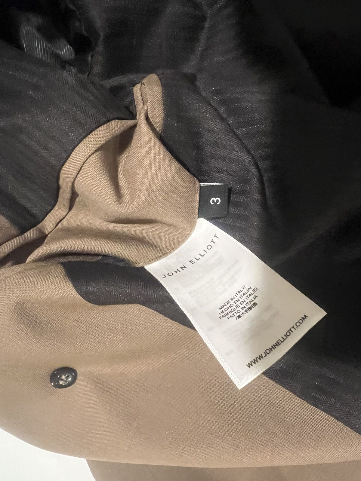 John Elliott John Elliott men’s blazer. 3/L. $1098 Size 40R - 10 Thumbnail