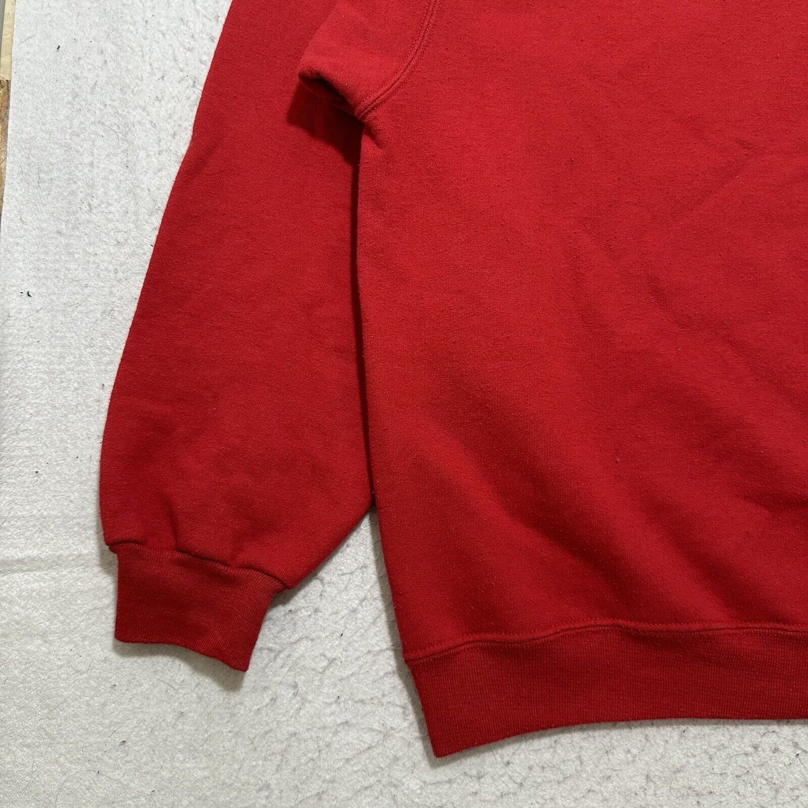 Fruit Of The Loom Fruit of the Loom XL Red Crewneck Pullover Sweatshirt Size US XL / EU 56 / 4 - 4 Thumbnail