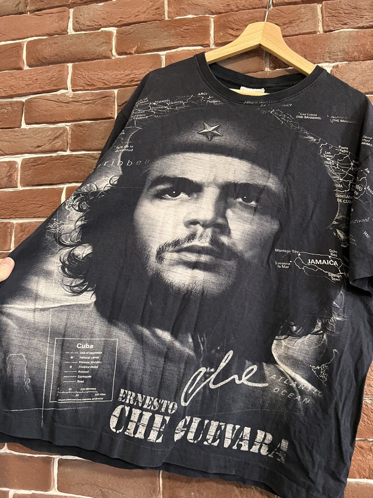 Band Tees Rare Vintage Che Guevara All Over Prin T-Shirt Photo Art Tee Size US XL / EU 56 / 4 - 3 Thumbnail