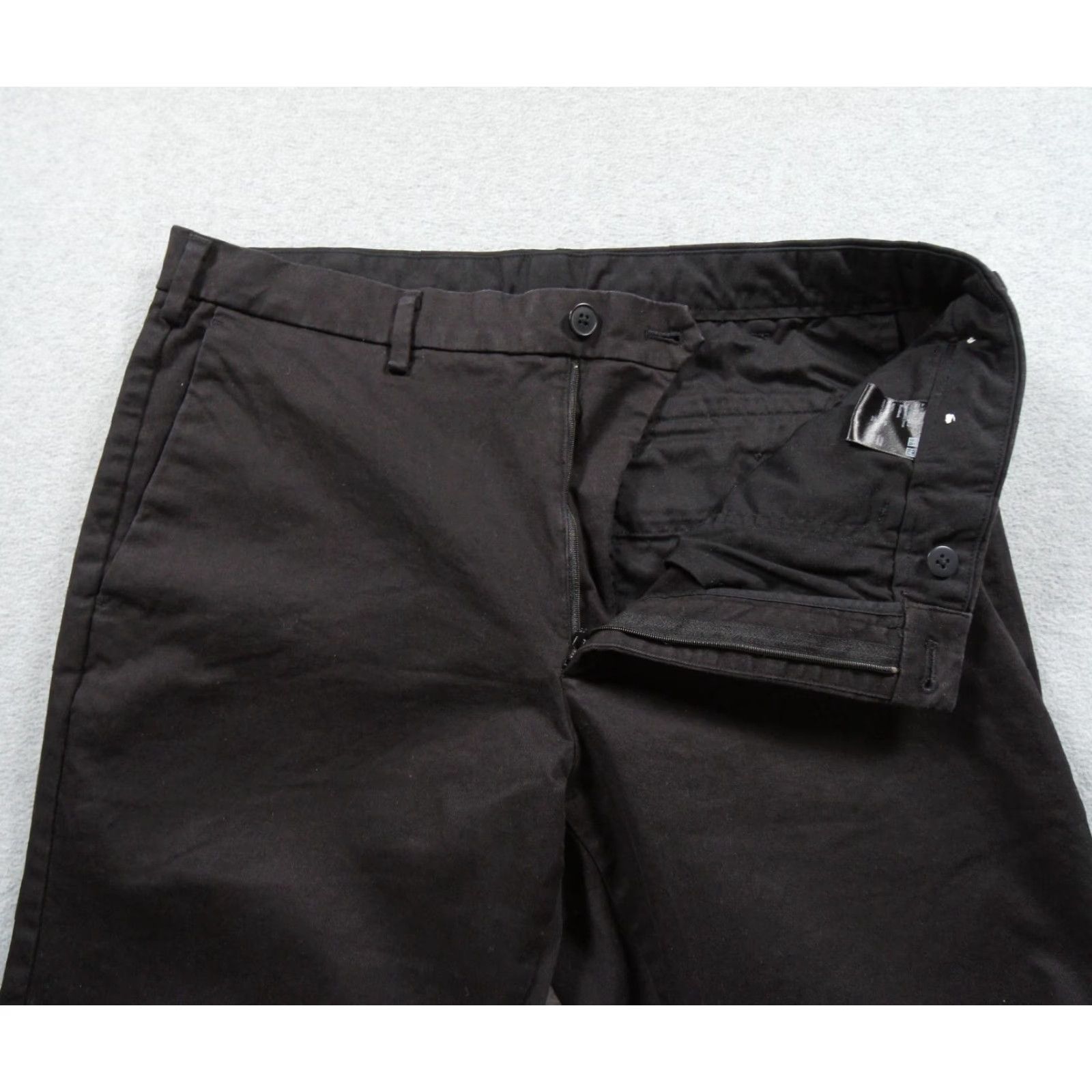 Uniqlo Uniqlo Pants Mens 35x29 Black Chino Slim Fit Flat Front Stretch Preppy Casual Size US 35 - 4 Thumbnail