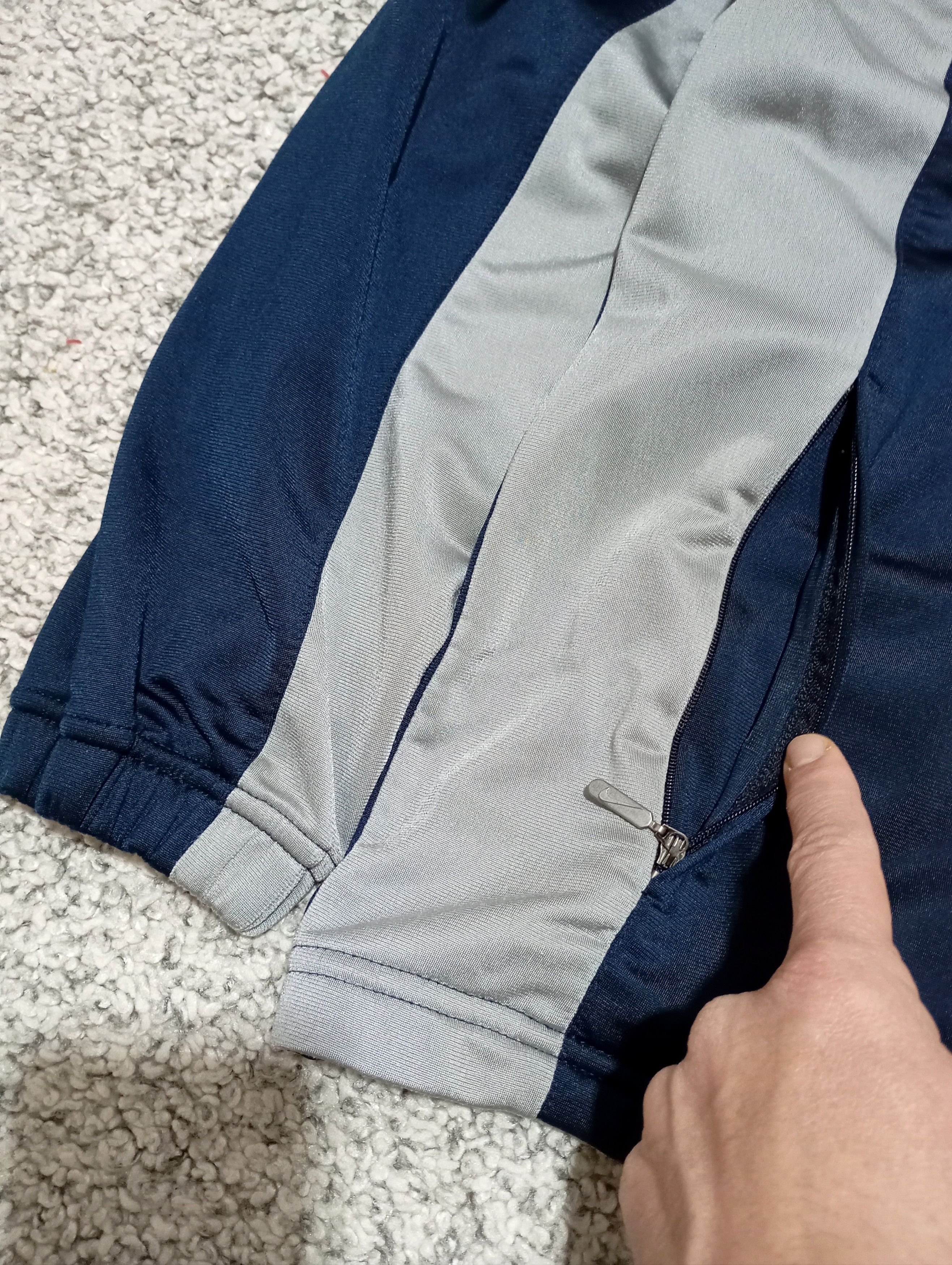 Nike Vintage Nike Track Oversized Jacket Y2K Style Size US M / EU 48-50 / 2 - 4 Thumbnail